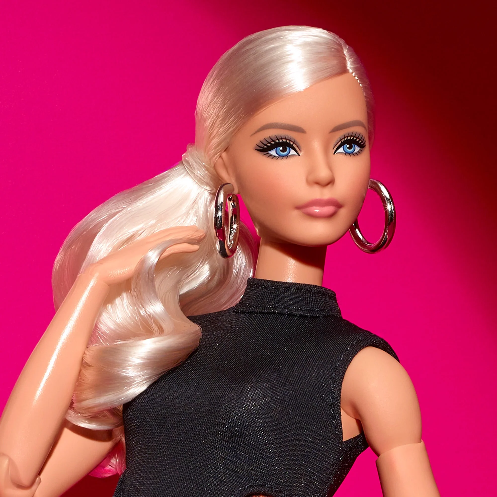 Barbie Basics 2025 Series 1, Doll 2 - Image 3