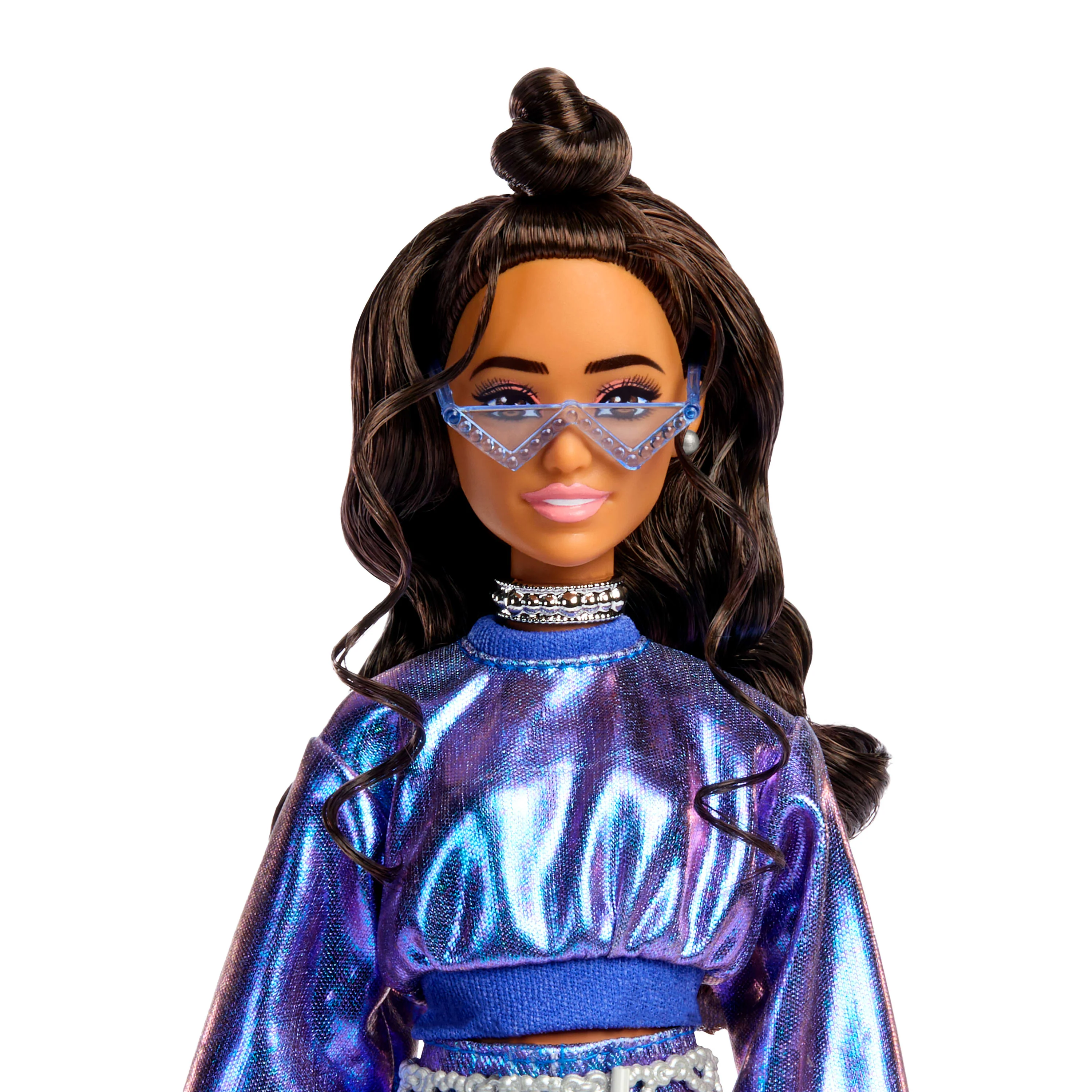 Barbie Deluxe Style Fashion Doll #7 - Image 3