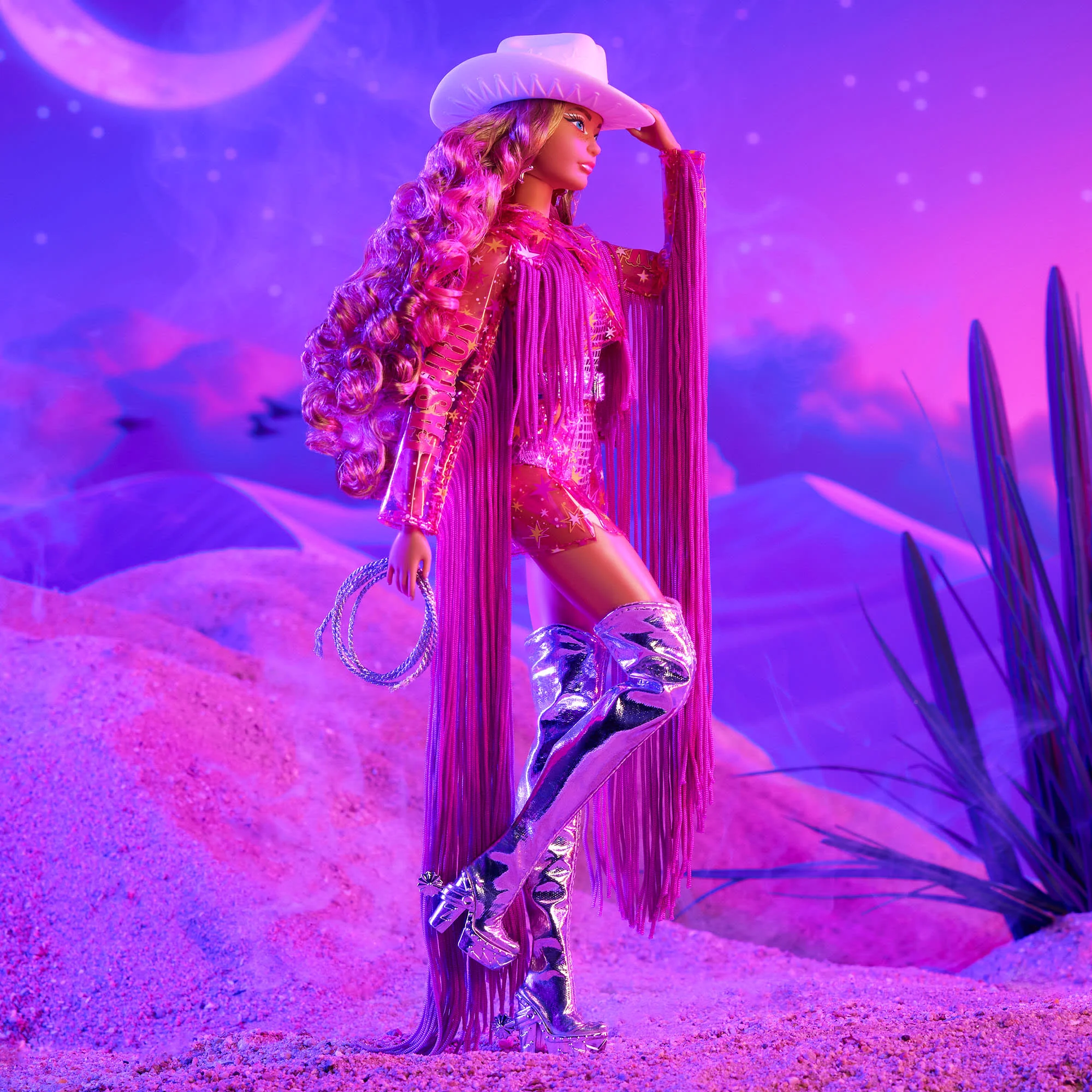 Barbie Fashion Frontier Doll - Image 3