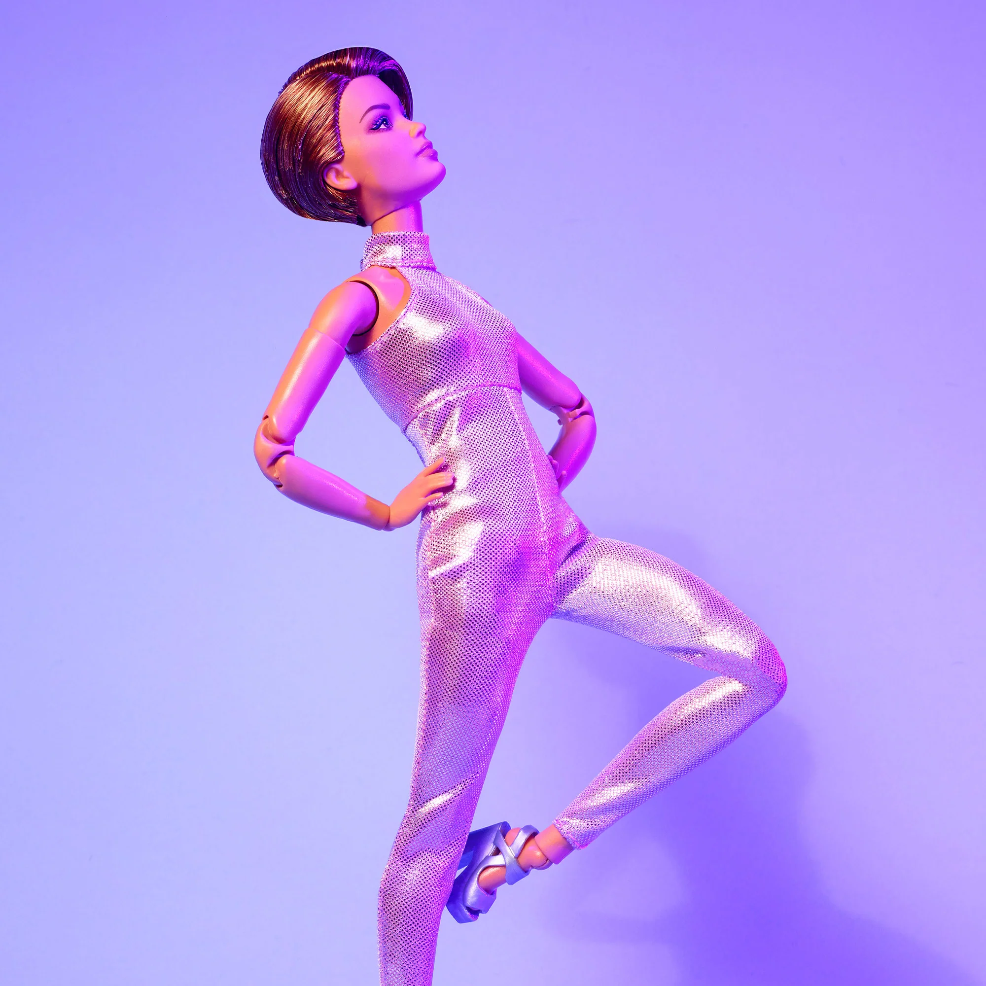 Barbie Looks Doll #22 (Petite, Short Auburn Hair) - Image 4