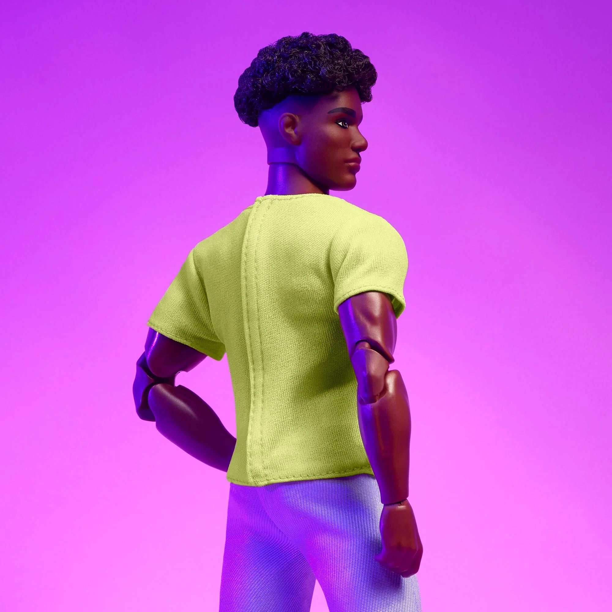 Barbie Looks Doll #25 (Buff Body Ken, Short Black Hair) - Image 5