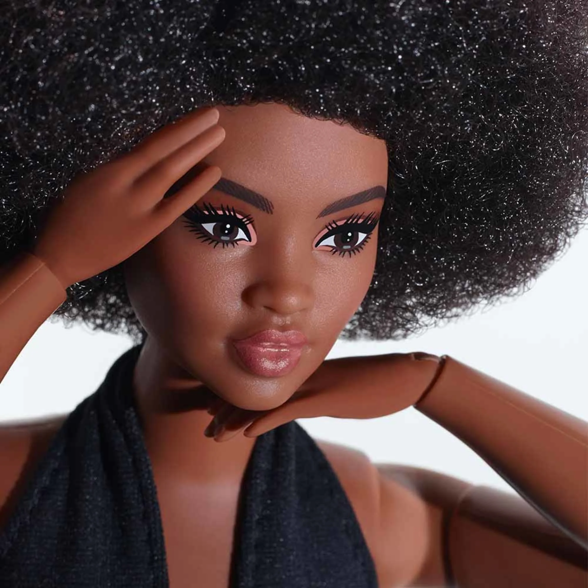 Barbie Looks Doll (Curvy, Brunette) - Image 8