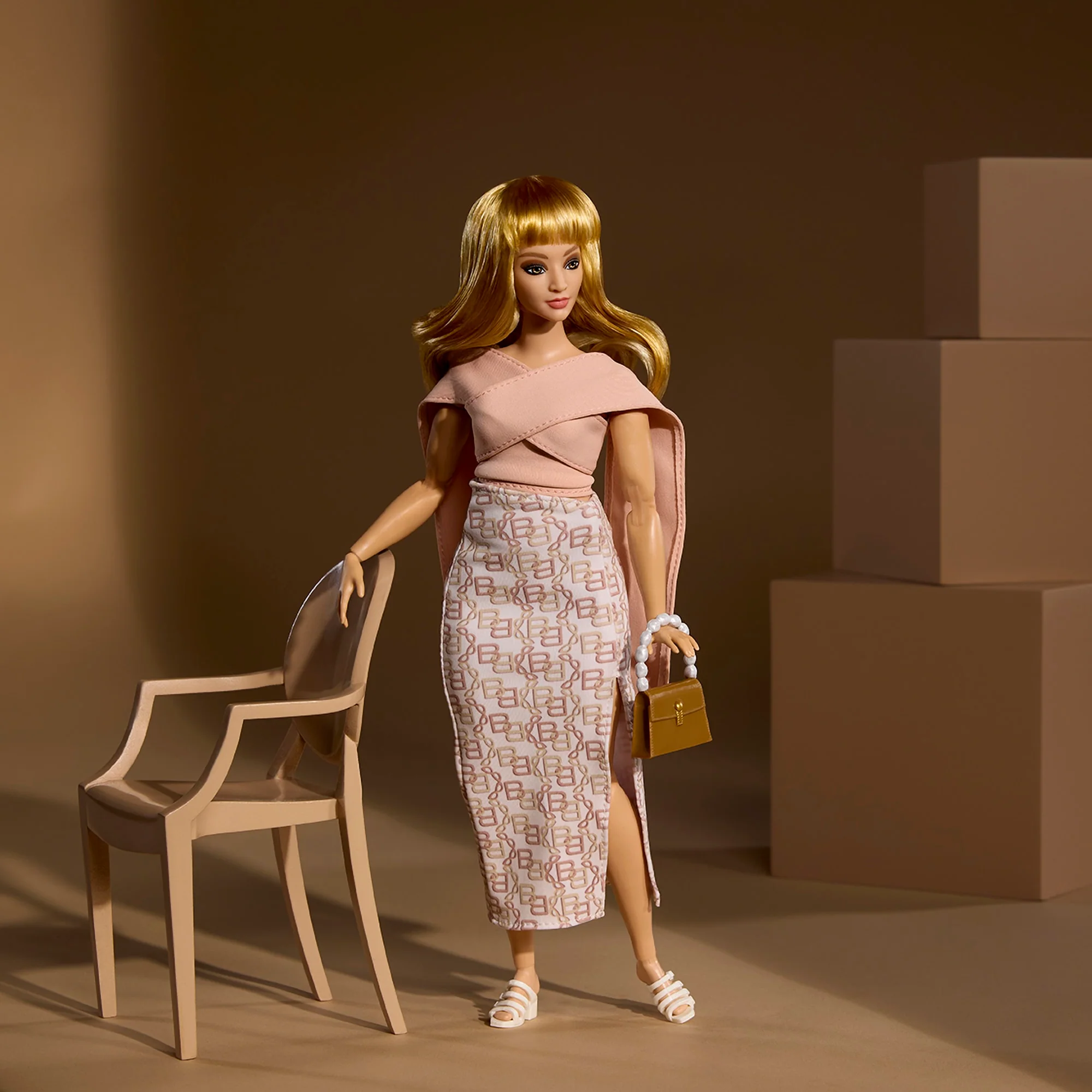 Barbie Signature You Create Barbie Basics Deluxe Kit #5 - Image 3
