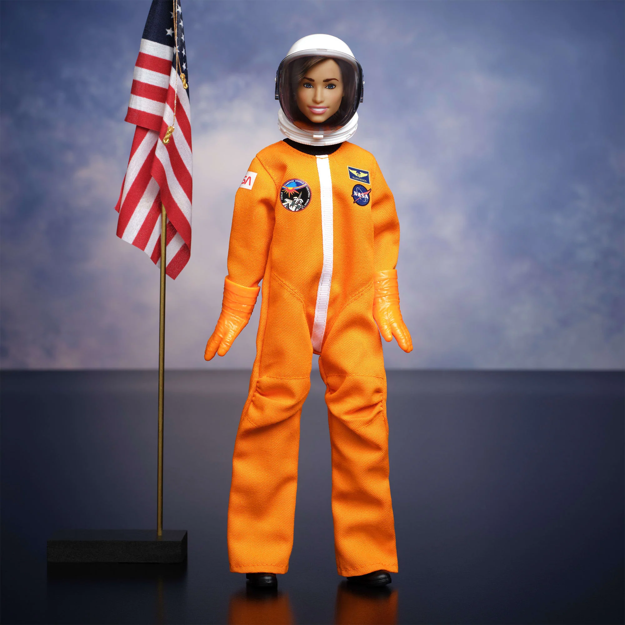 Barbie Inspiring Women Ellen Ochoa Doll - Image 9