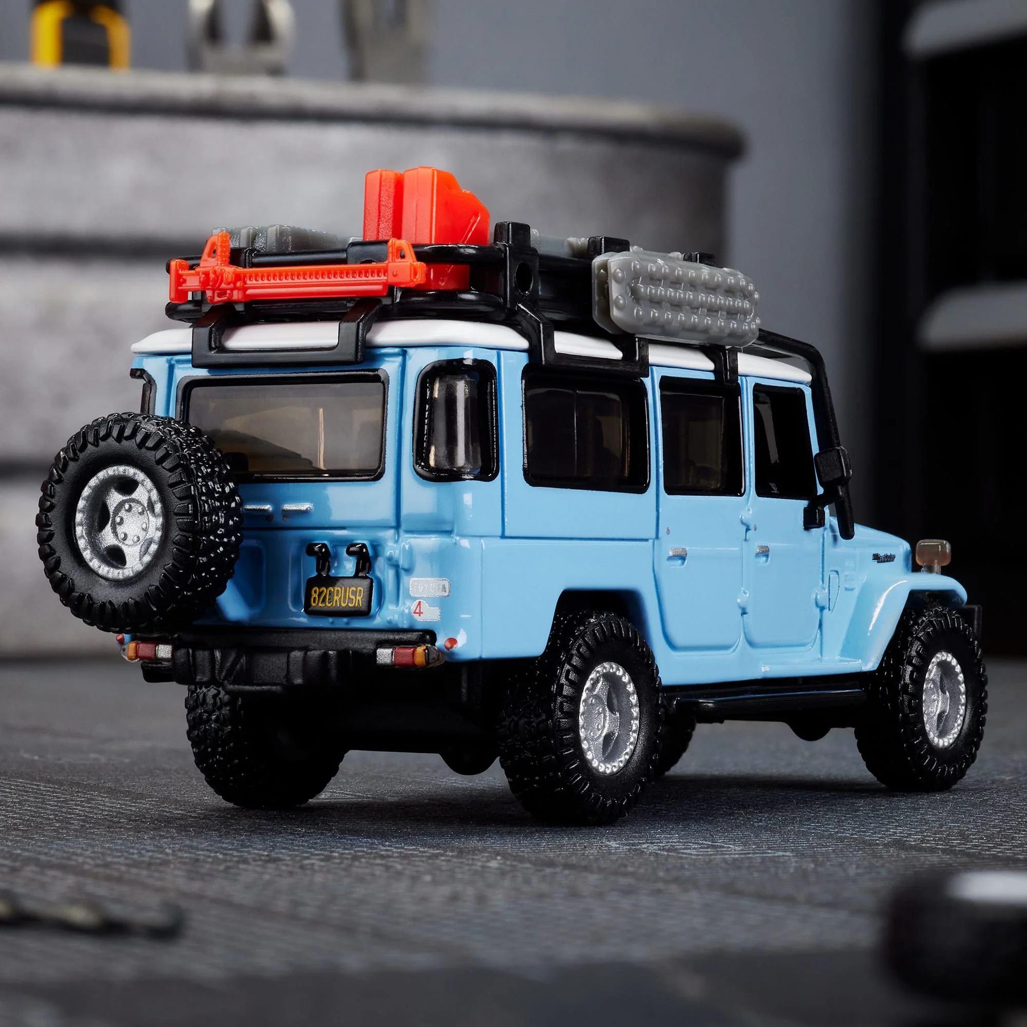 Hot Wheels Elite 64 Mod Shop 1982 Custom Toyota Land Cruiser FJ45 Troopy - Image 15