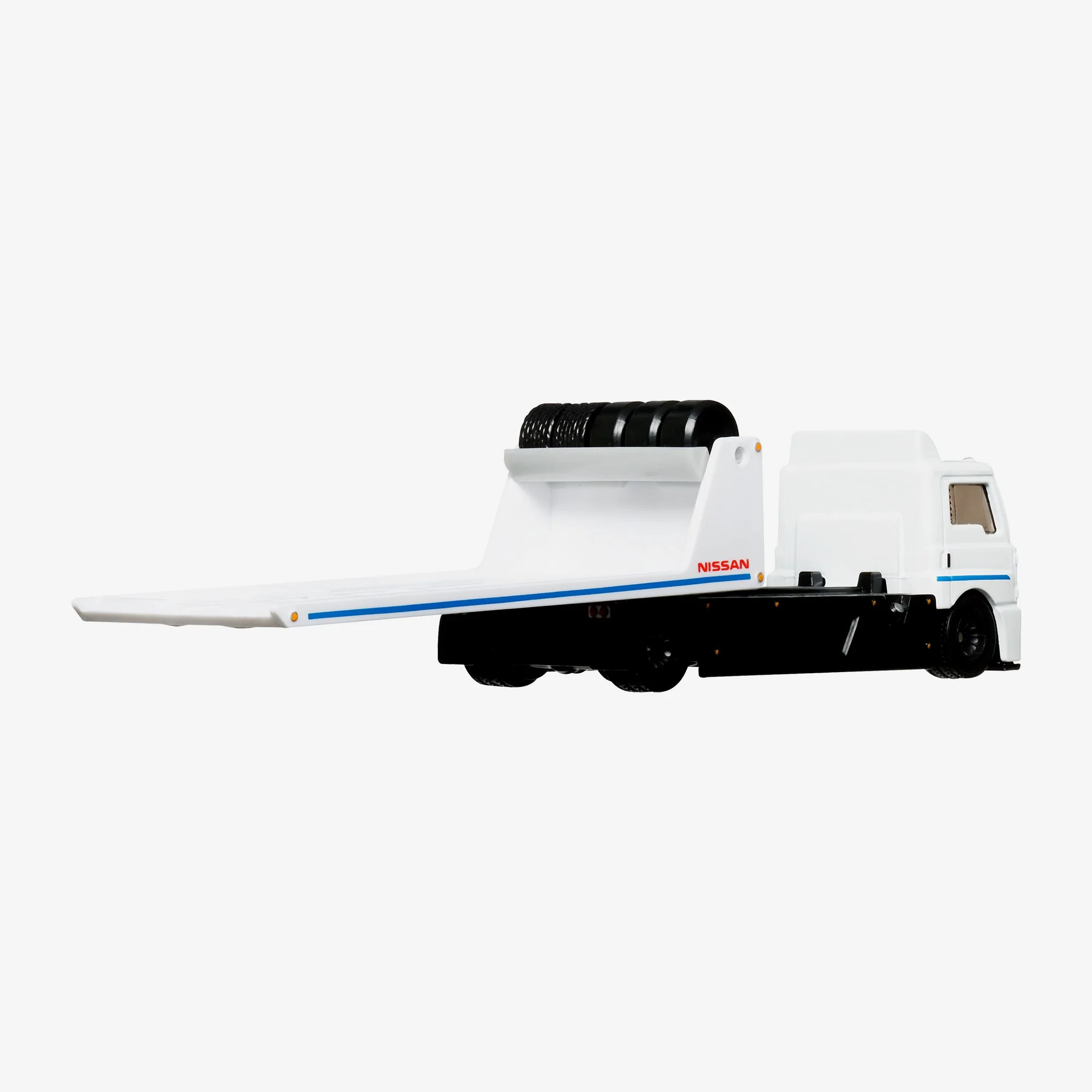 Hot Wheels Premium Collector Set, 3 Nissan Skyline Cars & 1 Transporter - Image 7