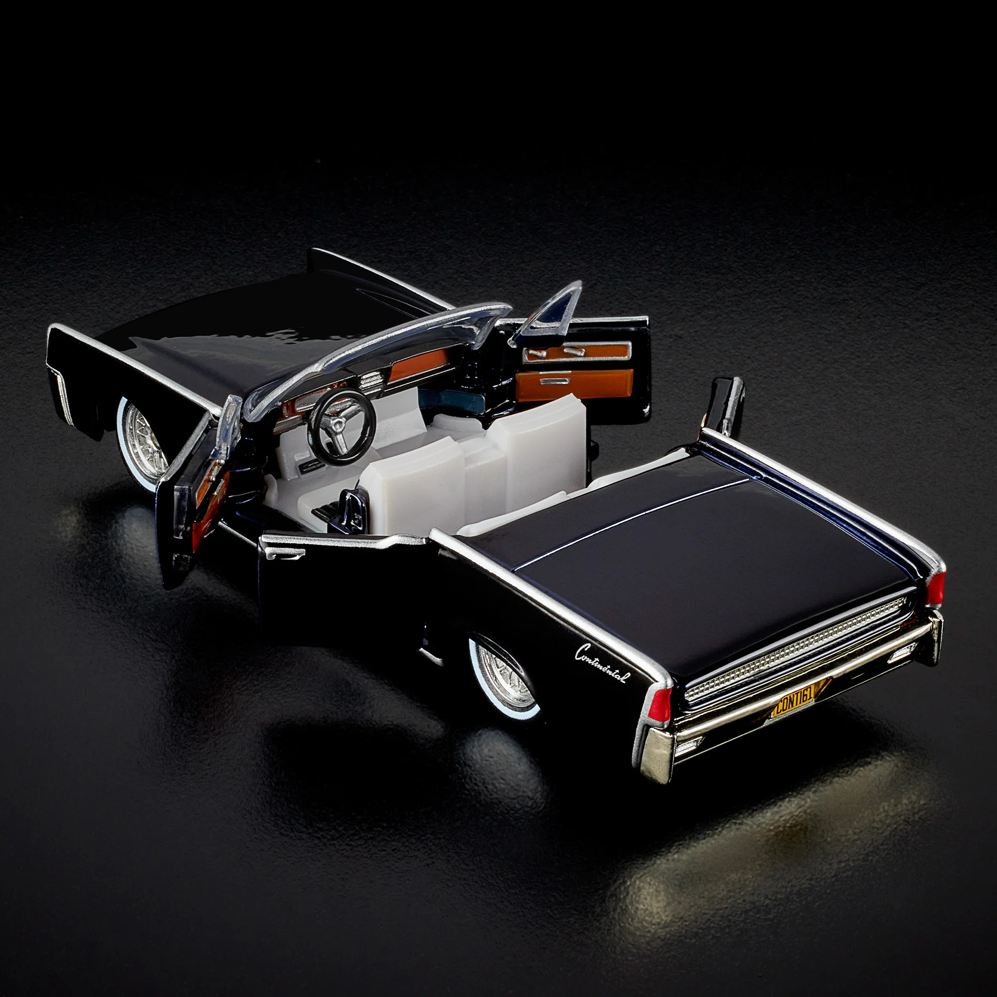 Hot Wheels RLC Exclusive ’61 Lincoln Continental - Image 11