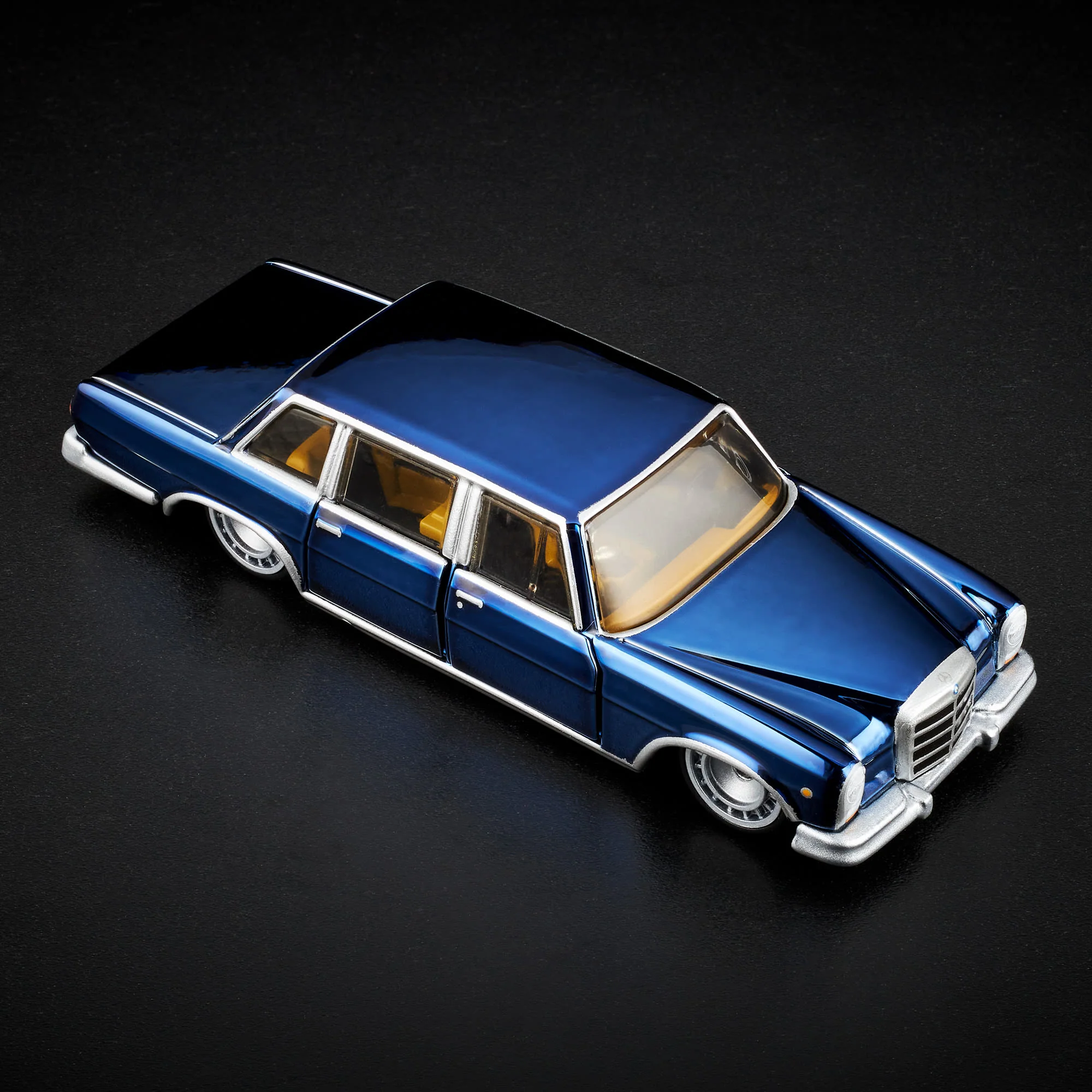 RLC Exclusive 1964 Mercedes-Benz 600 - Image 23