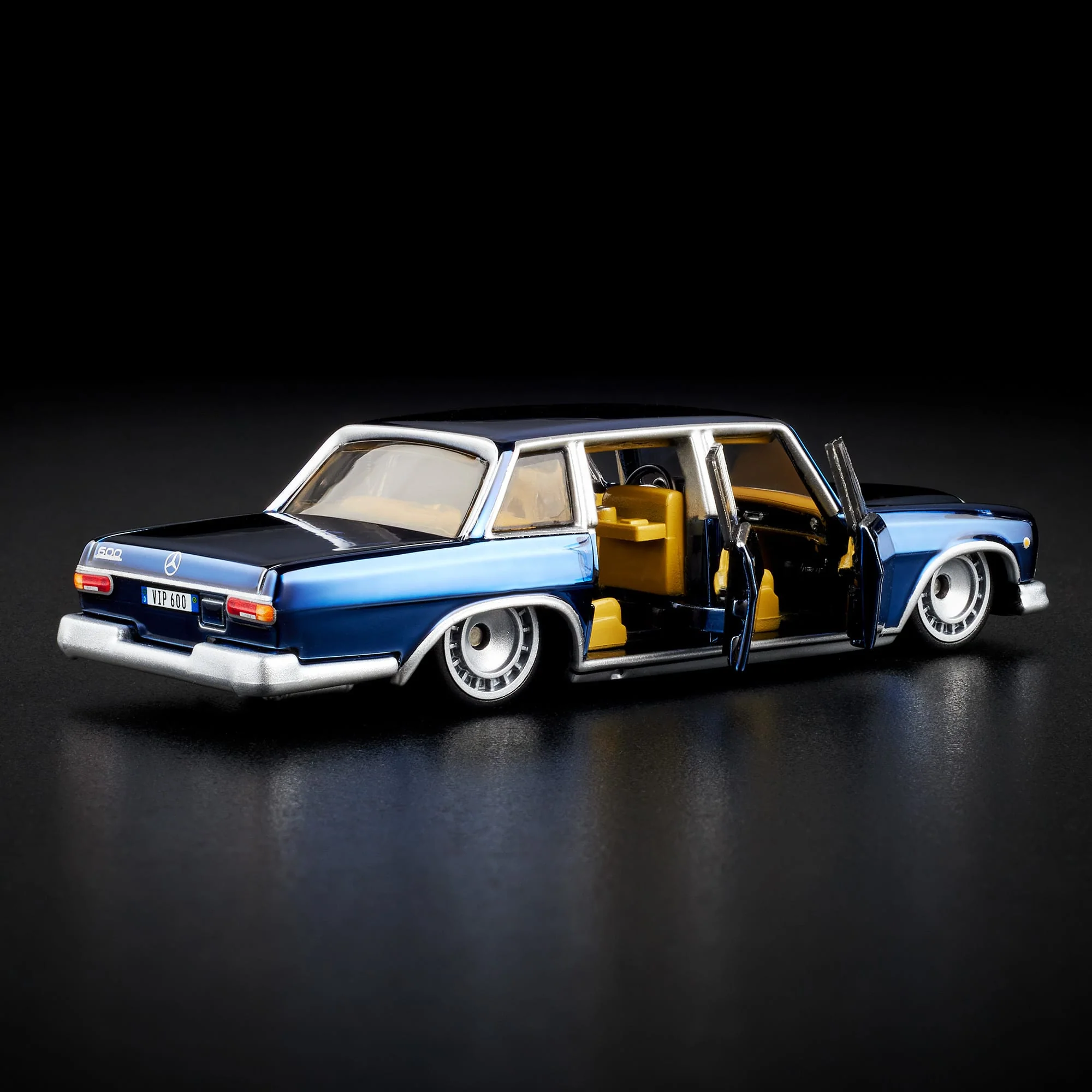 RLC Exclusive 1964 Mercedes-Benz 600 - Image 6