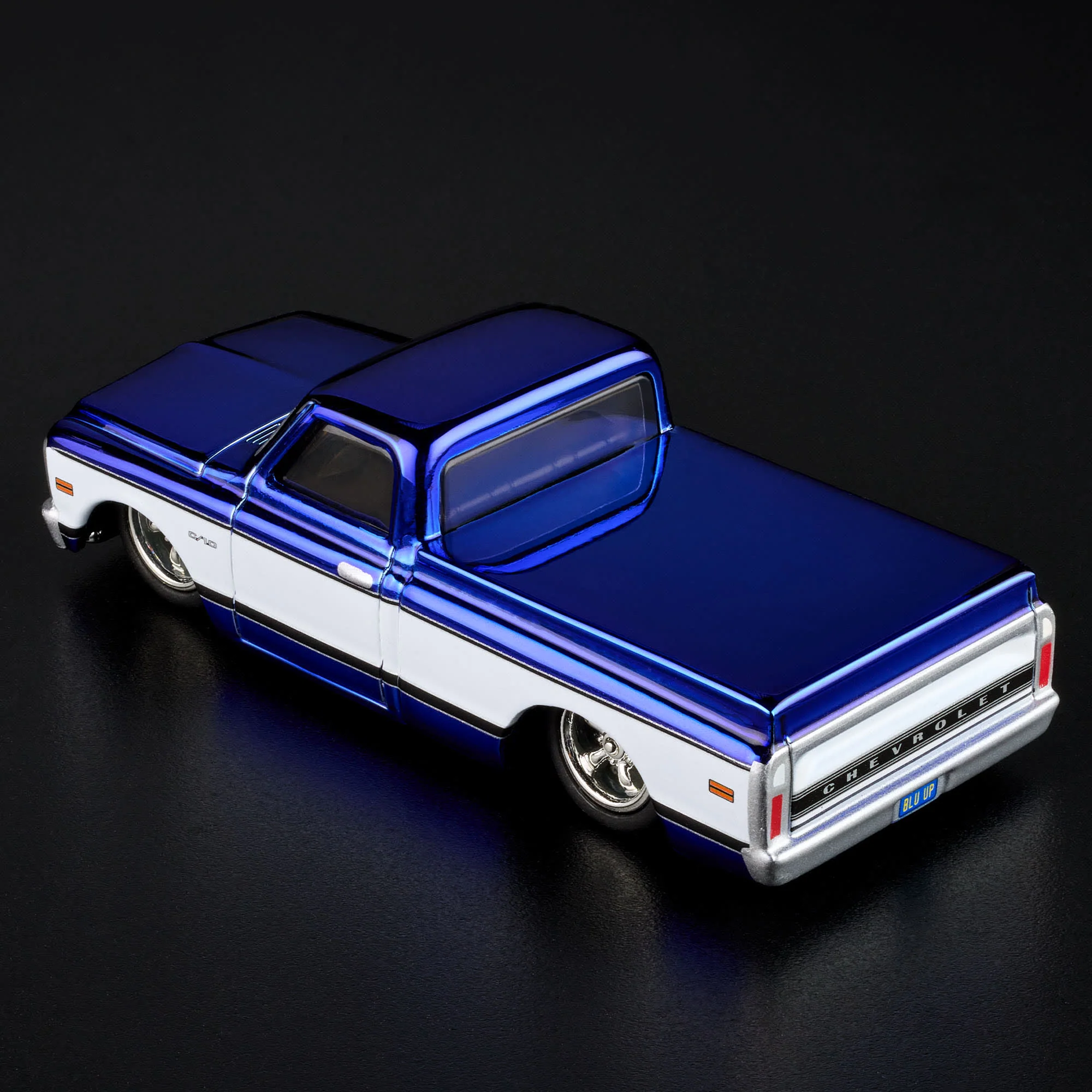 RLC Exclusive 1969 Chevy C-10 - Image 13