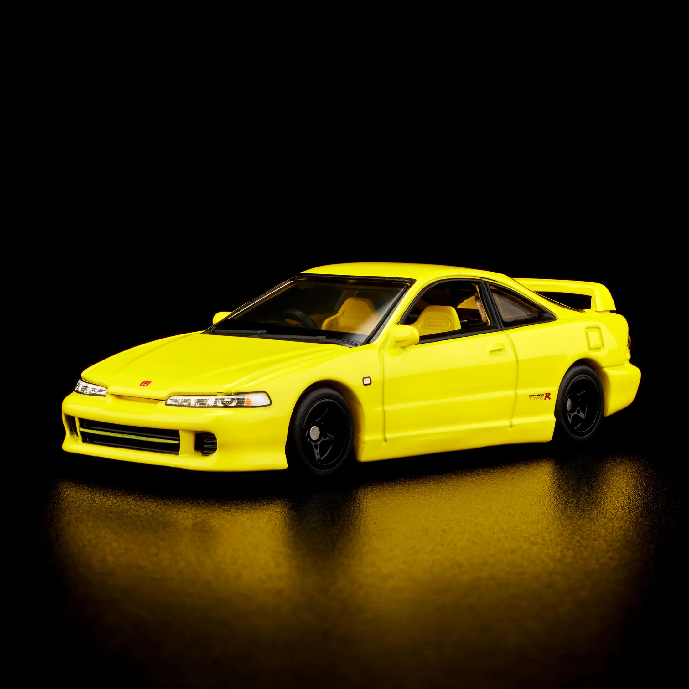 RLC Exclusive 1995 Honda Integra TYPE R - Image 2