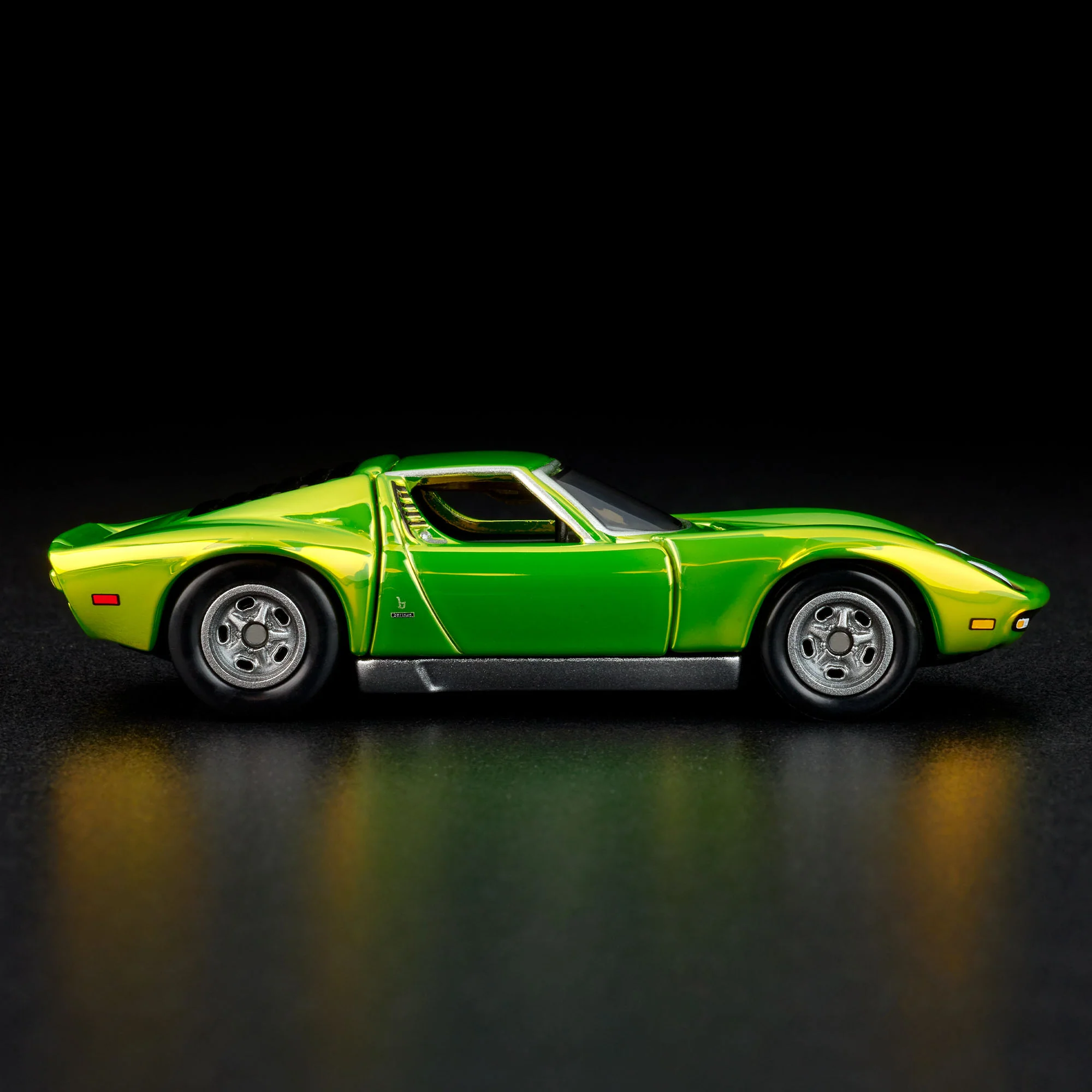 RLC Exclusive '71 Lamborghini Miura P400 SV - Image 3
