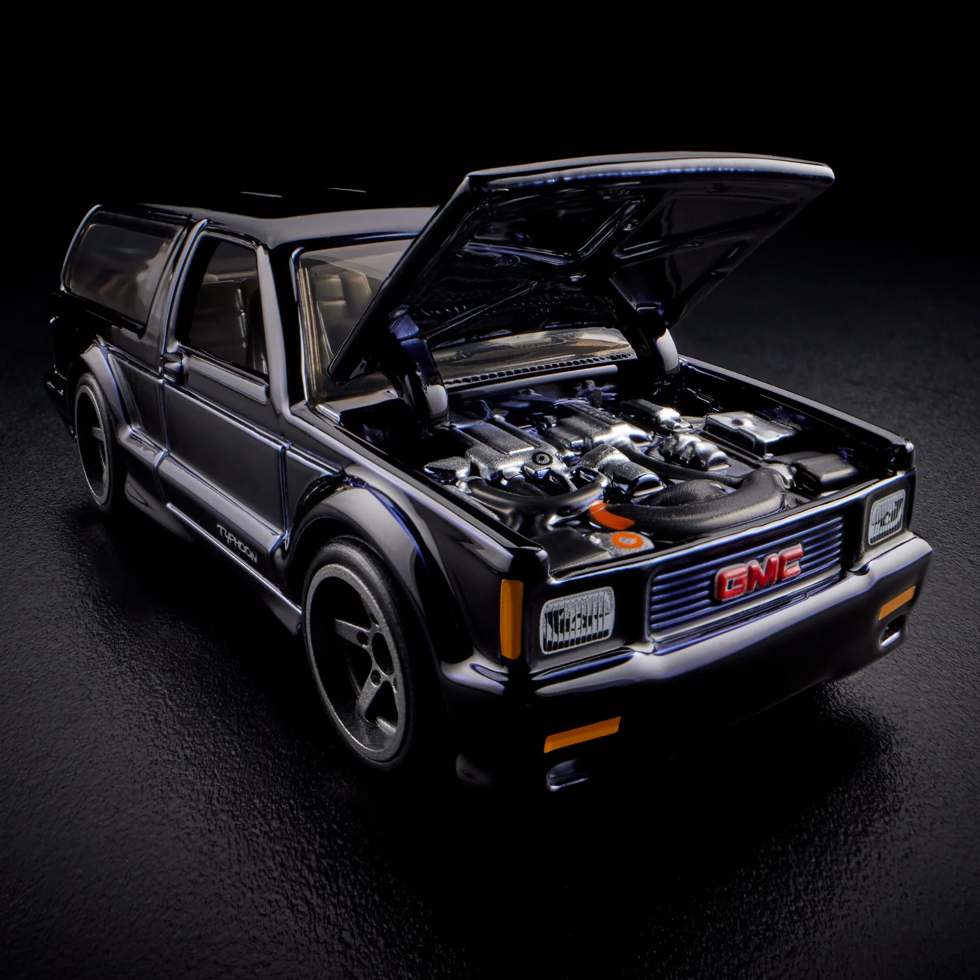 RLC Exclusive 1992 GMC Typhoon - Image 15
