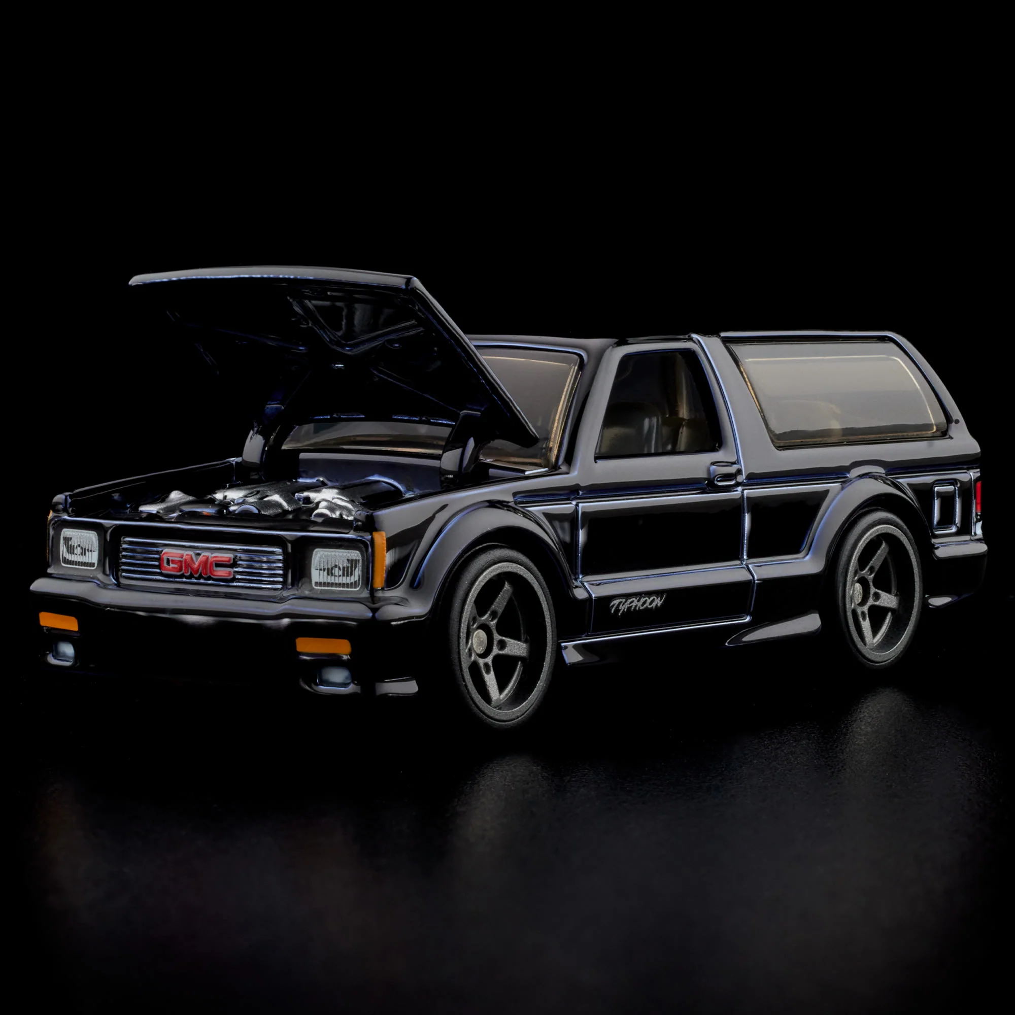 RLC Exclusive 1992 GMC Typhoon - Image 2