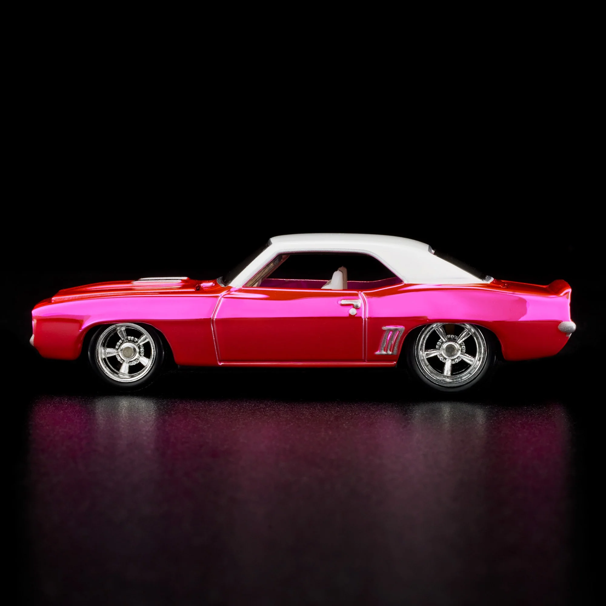 Hot Wheels RLC 1969 Chevy Camaro SS - Image 5