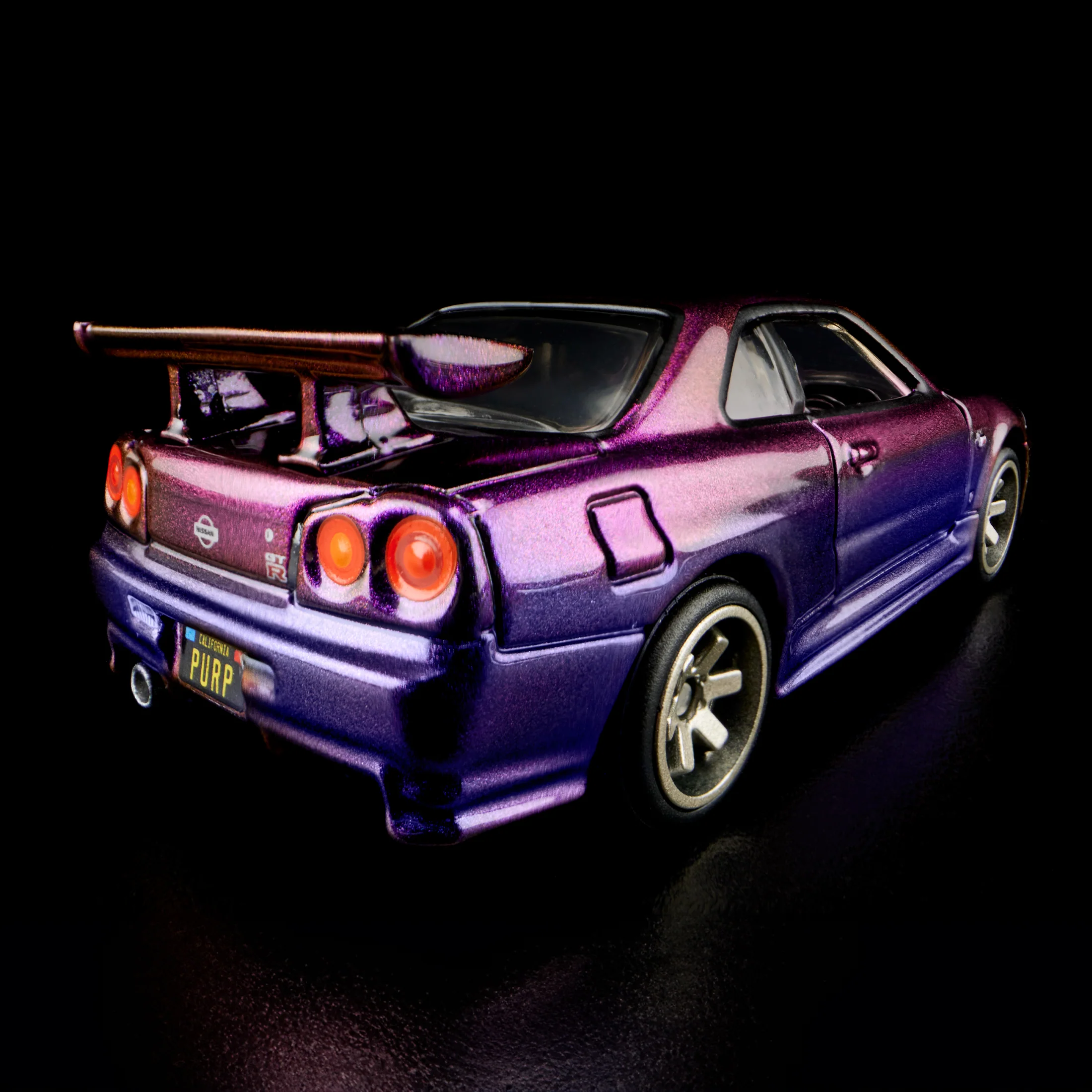 RLC Exclusive Nissan Skyline GT-R BNR34 - Image 9