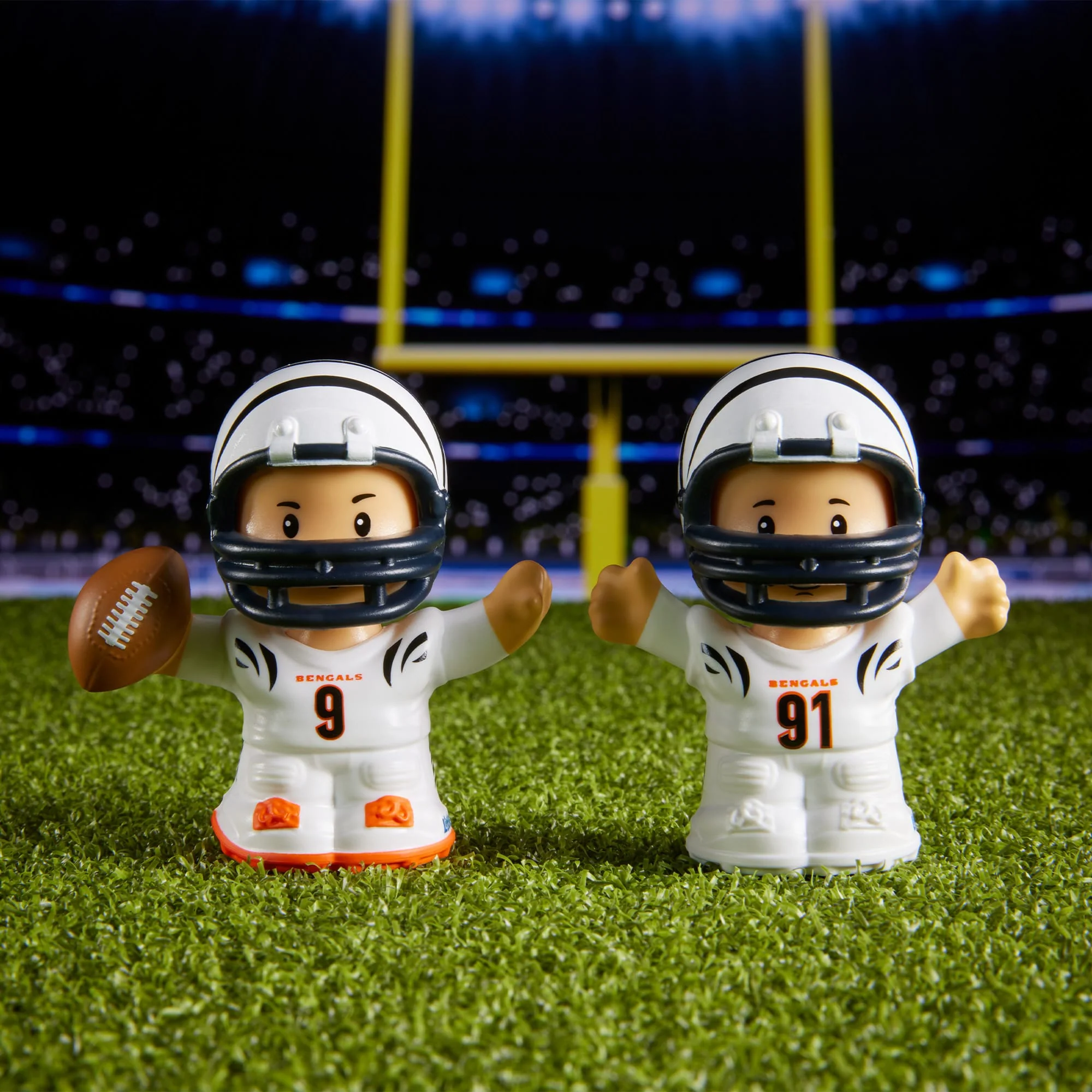 Little People Collector Cincinnati Bengals Alternate Jersey Figure Set - Image 3