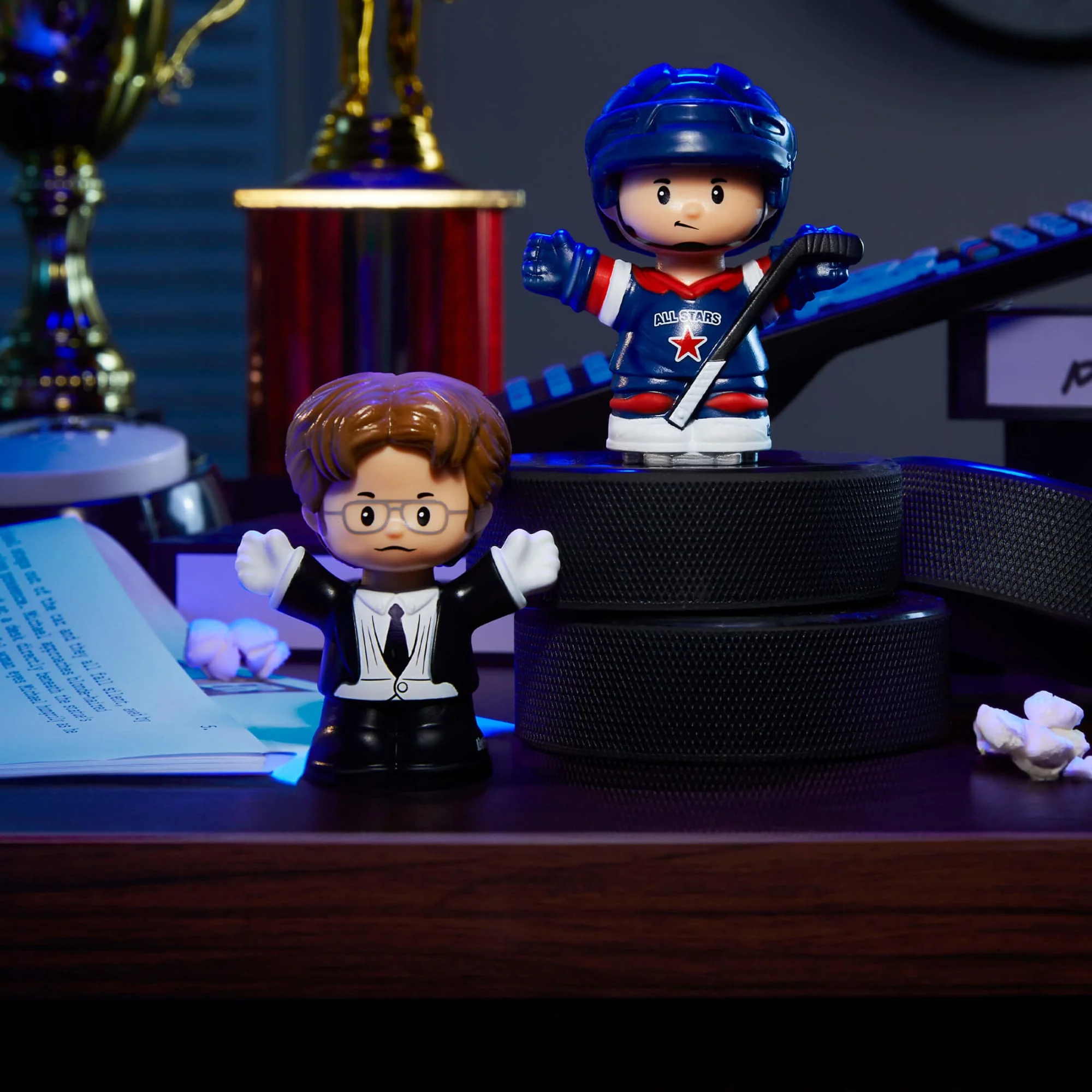 Little People Collector The Office Threat Level Midnight Set - Image 7
