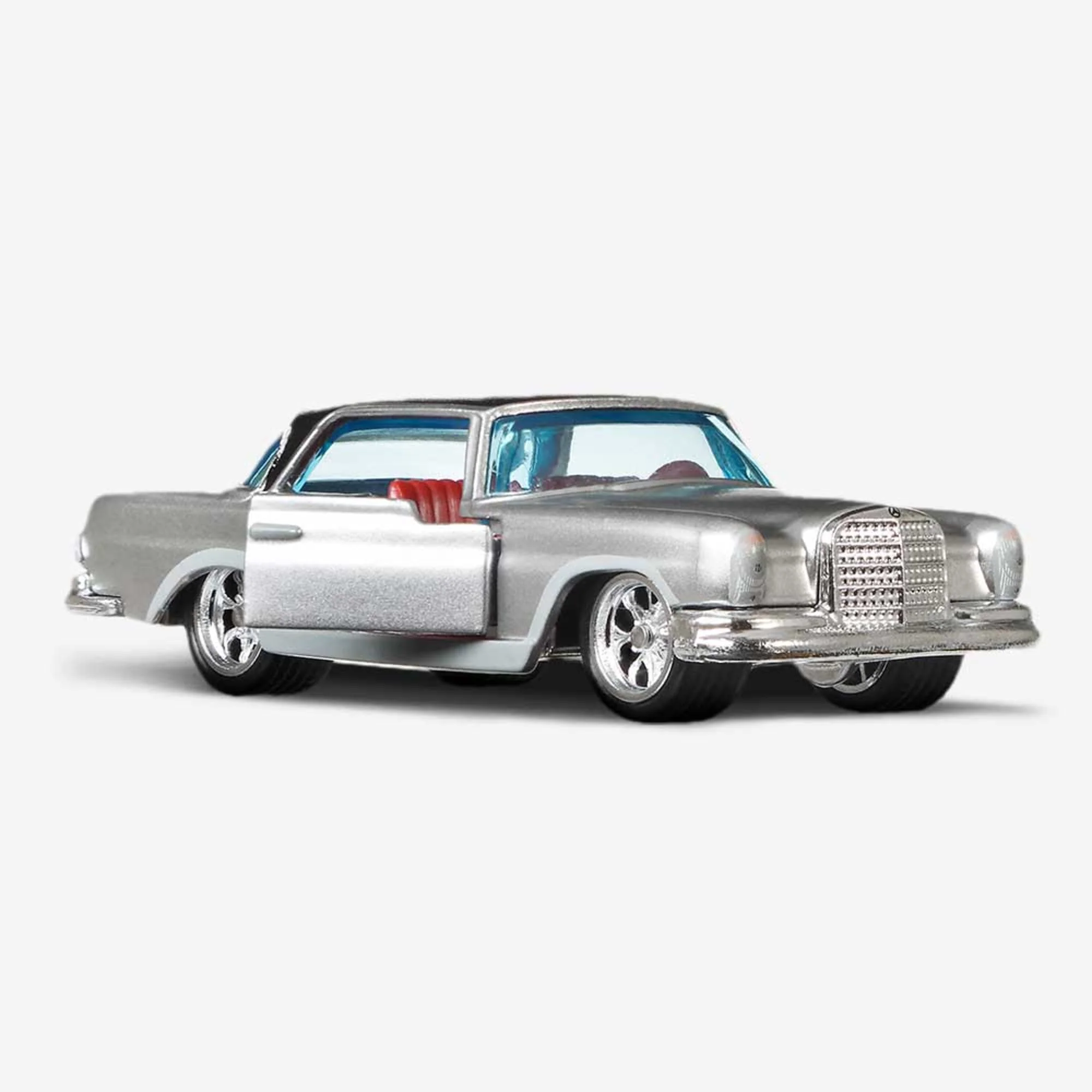 Matchbox ’62 Mercedes-Benz 220 SE Coupe - Image 3