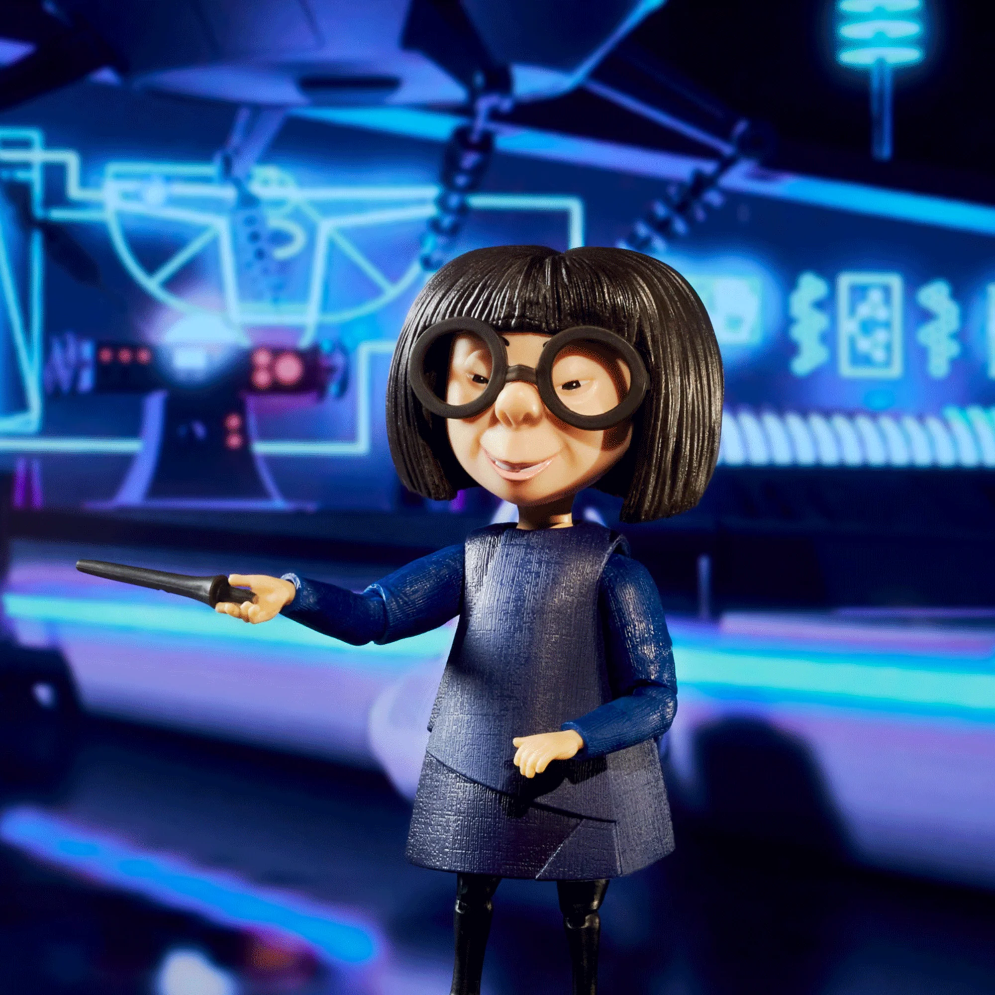 Pixar Spotlight Series Edna Mode Collector Figure The Incredibles - Image 6
