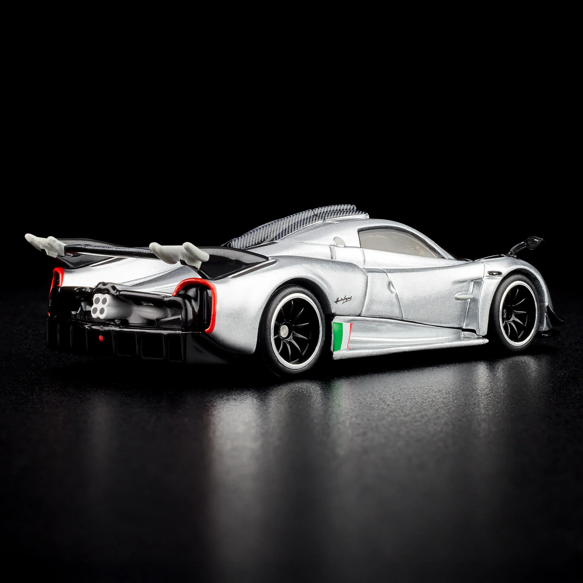 RLC Exclusive ’21 Pagani Huayra R - Image 5