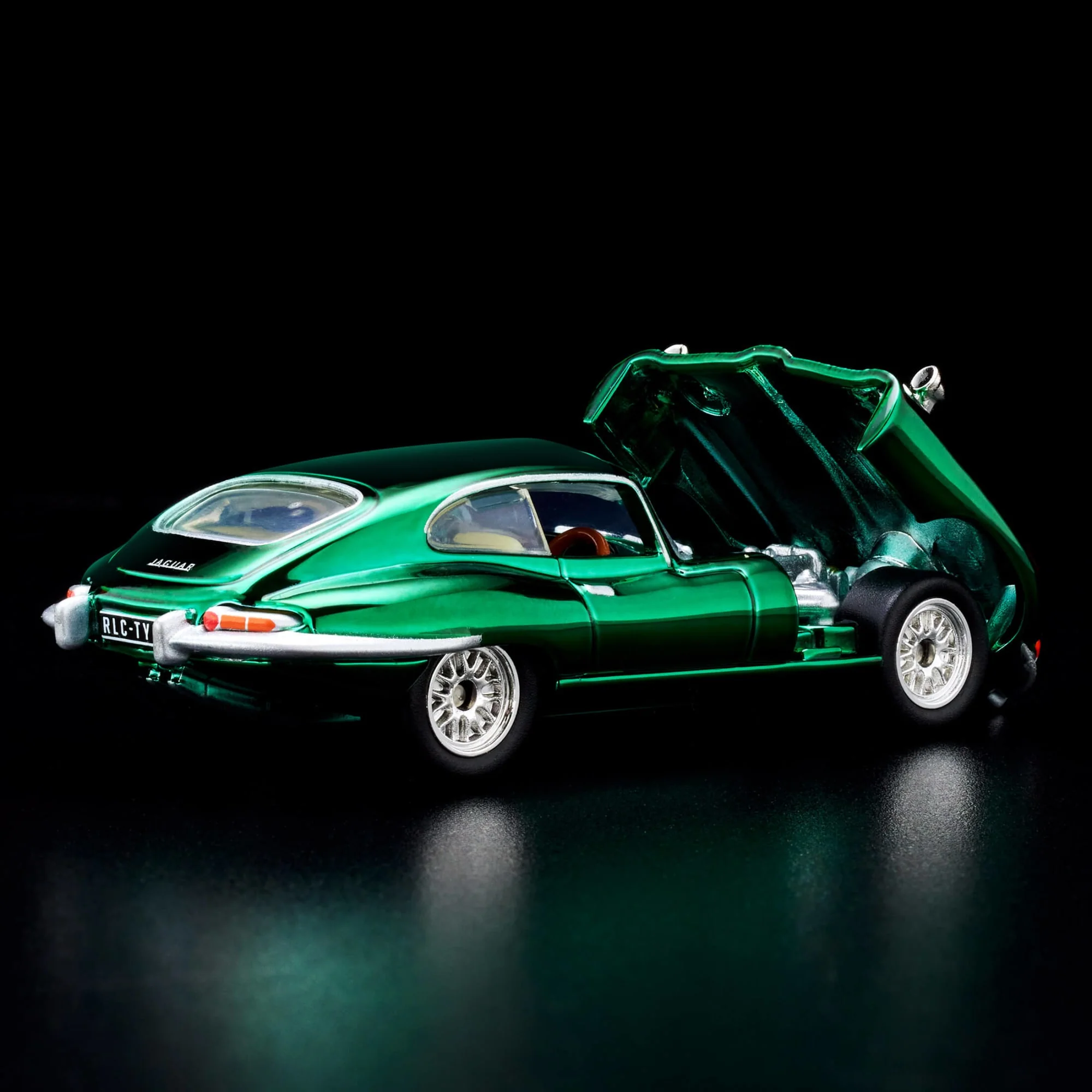 RLC Exclusive 1964 Jaguar E-Type - Image 3