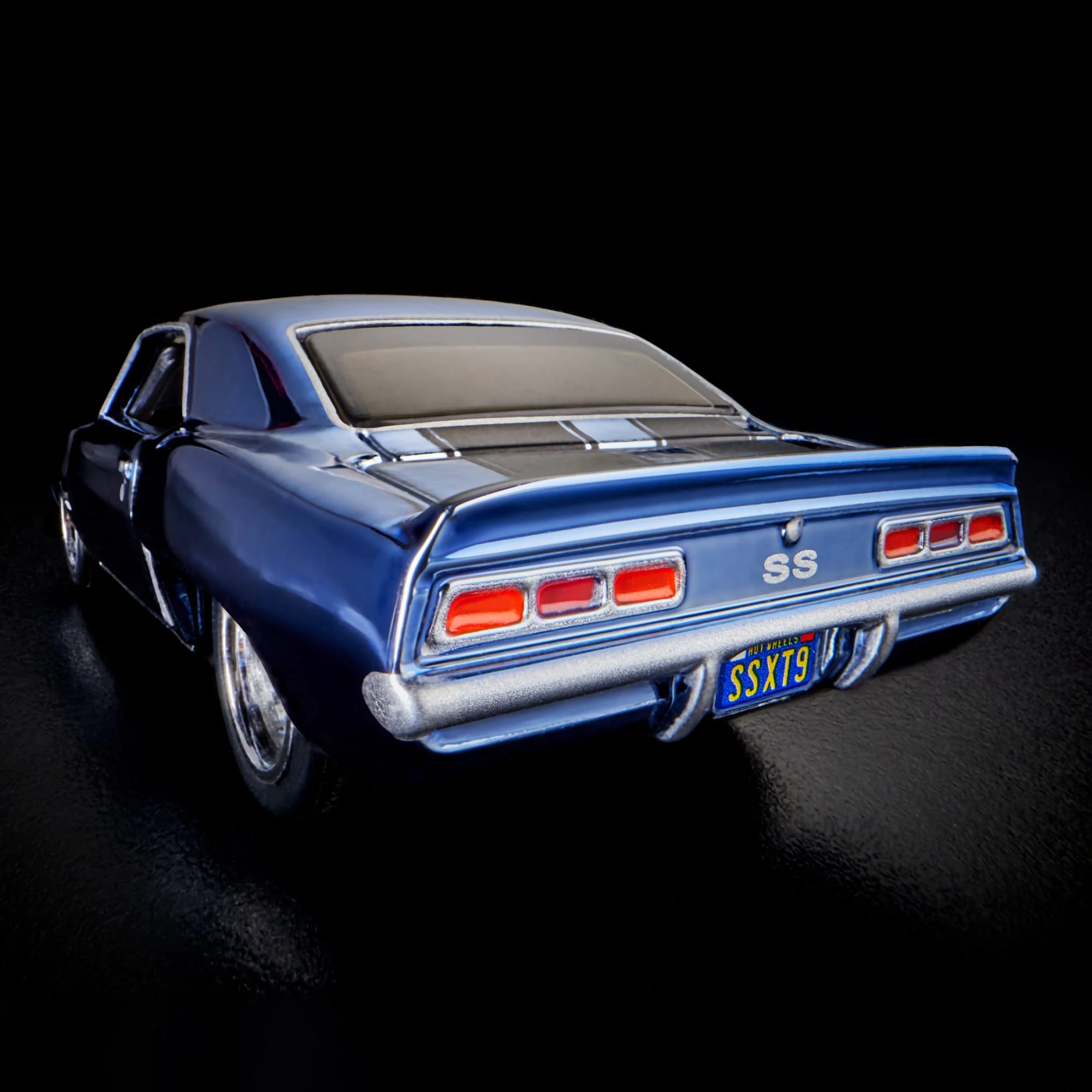 RLC Exclusive 1969 Chevy Camaro SS - Image 11