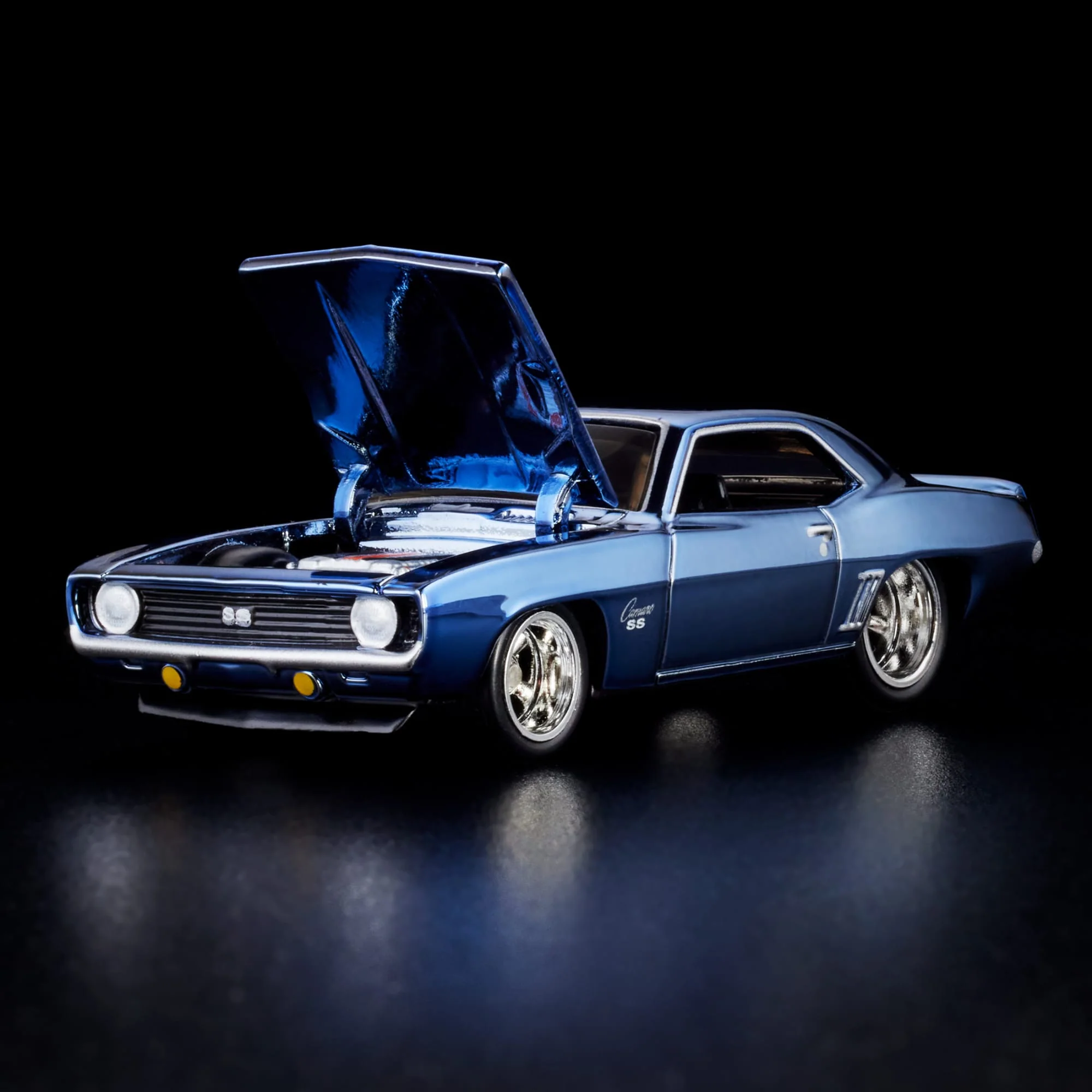 RLC Exclusive 1969 Chevy Camaro SS - Image 5