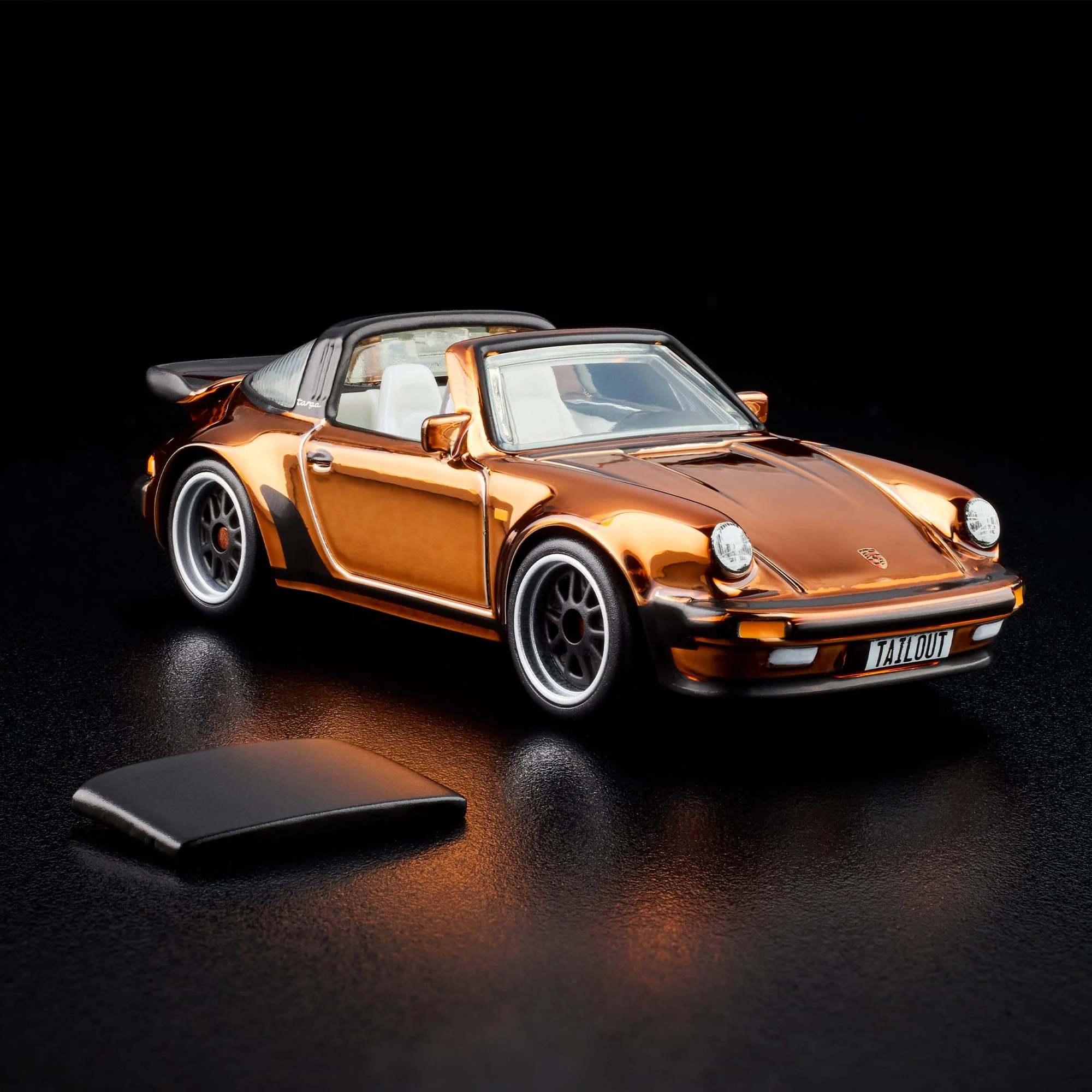 Hot Wheels RLC Exclusive 1988 Porsche 911 Targa Turbo With CHASE Version - Image 3