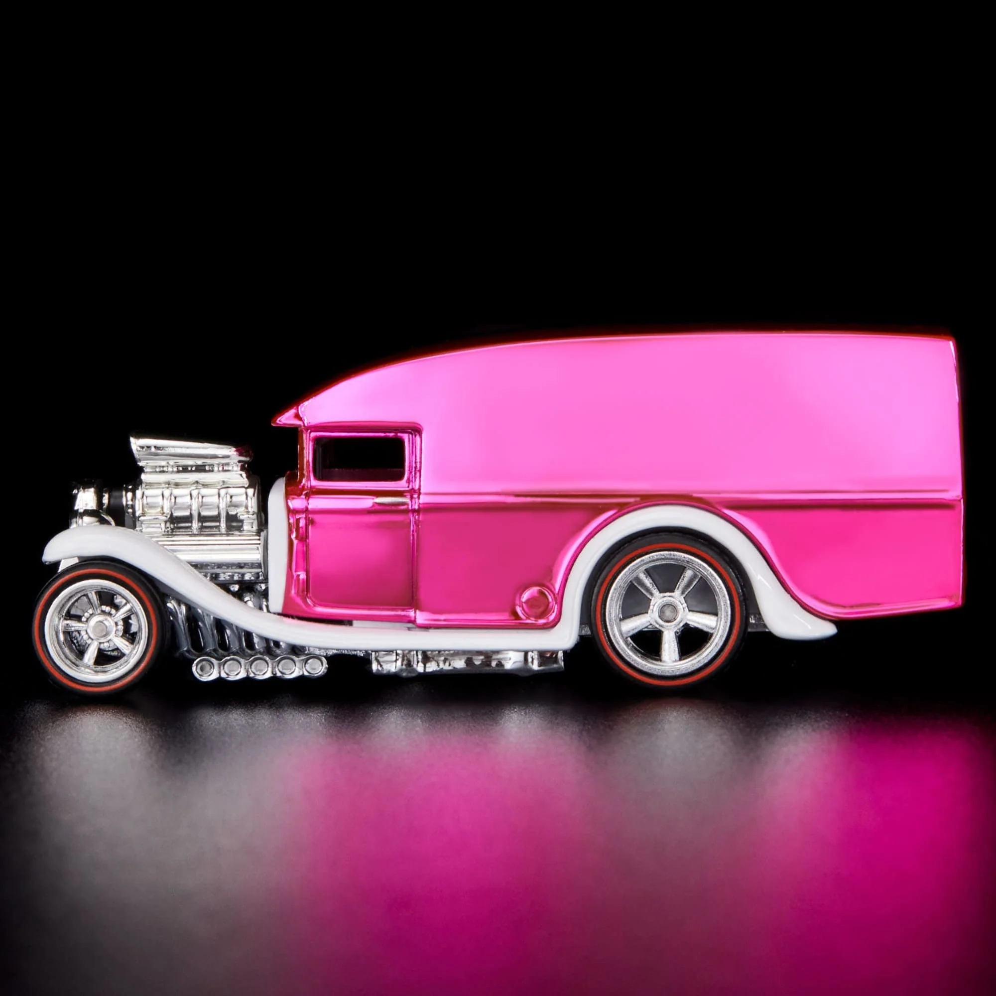 RLC EXCLUSIVE 2022 COLLECTOR NATIONALS BLOWN DELIVERY - Image 2