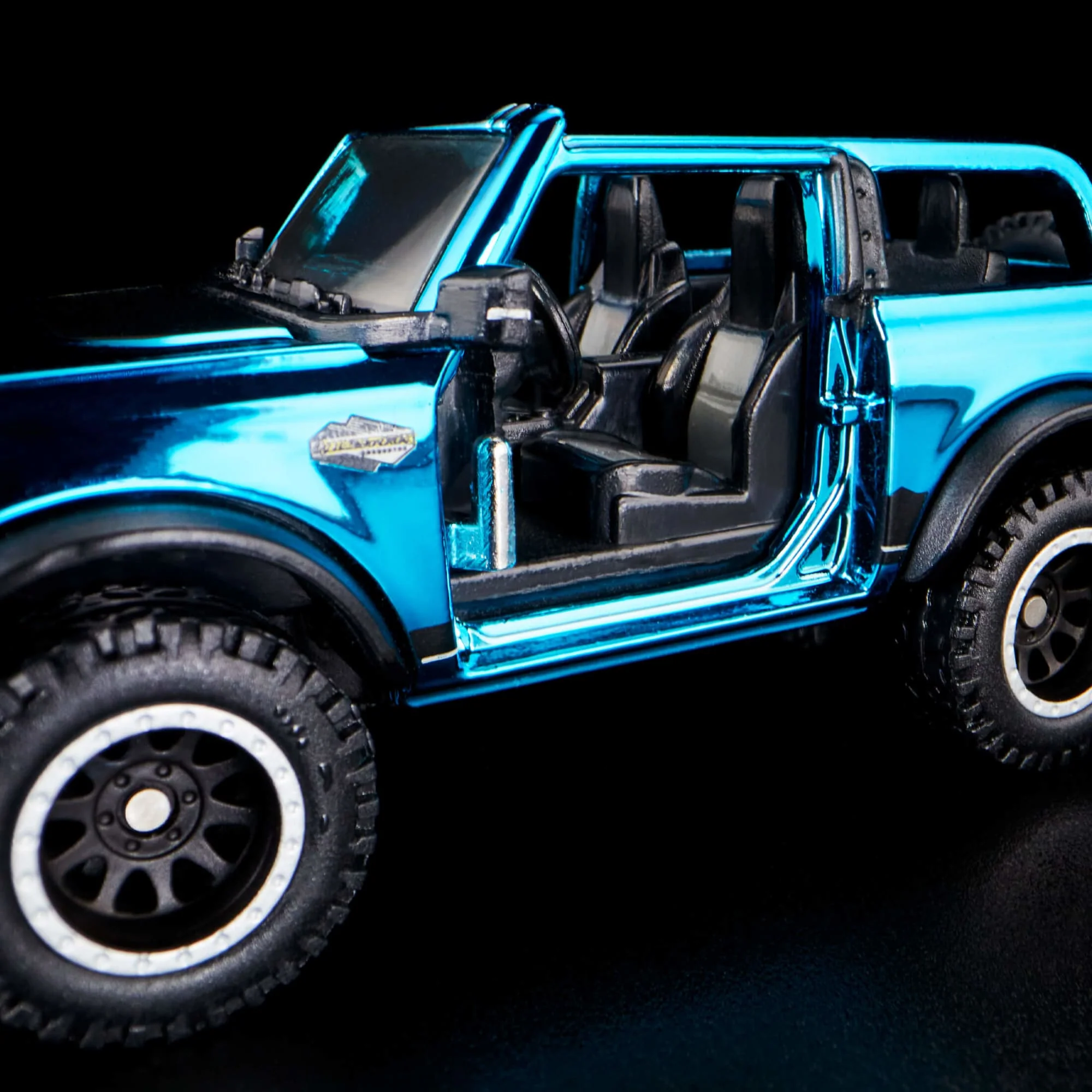 RLC Exclusive ’21 Ford Bronco Wildtrak - Image 7