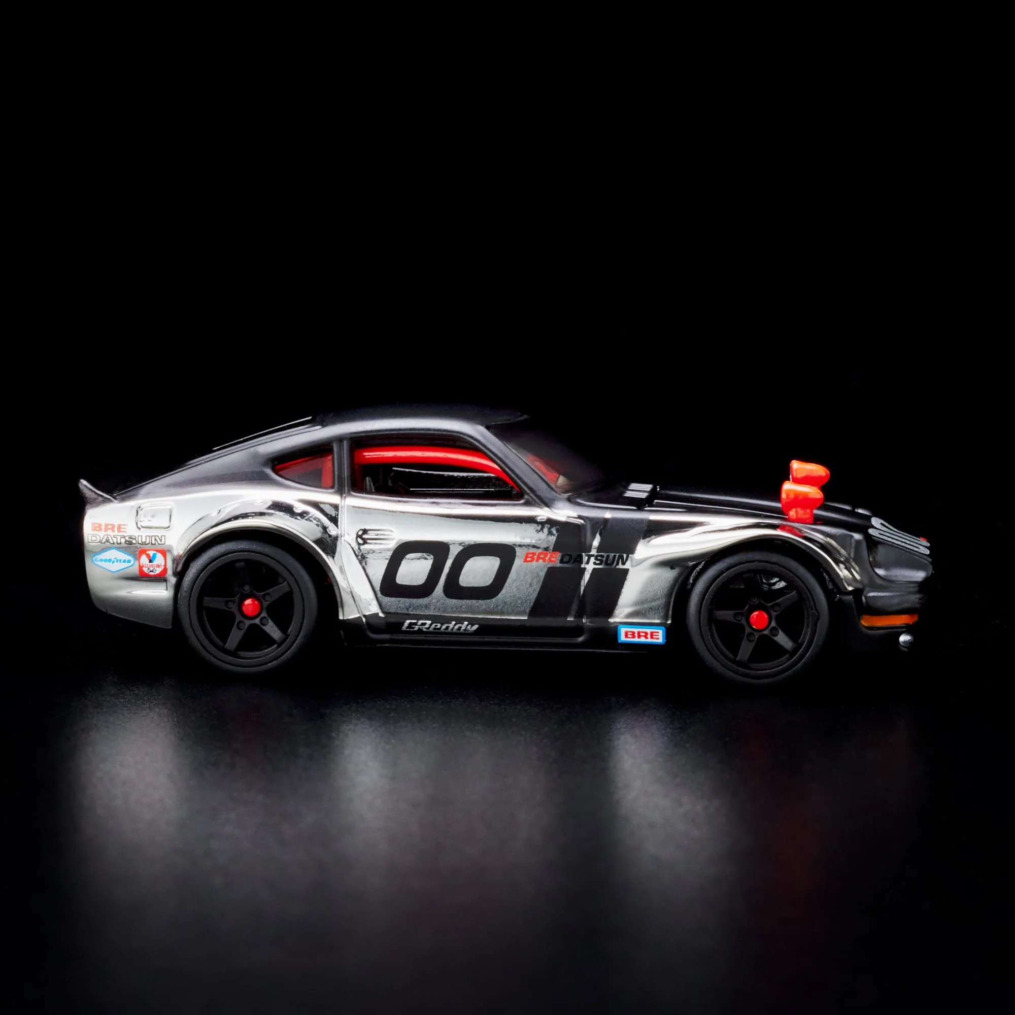 RLC Exclusive Custom ’72 Datsun 240Z - Image 4