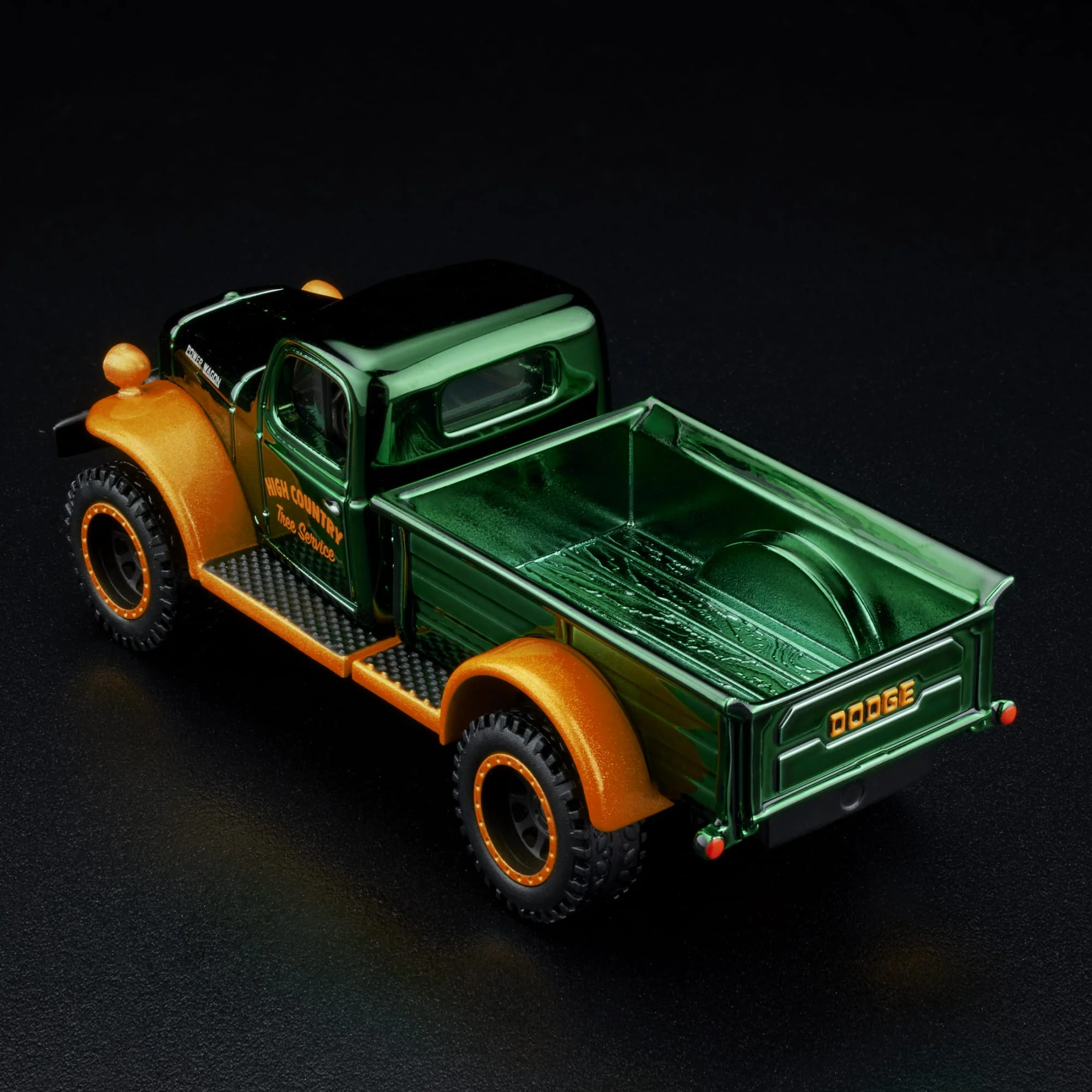 RLC Exclusive Holiday 1952 Dodge Power-Wagon - Image 11