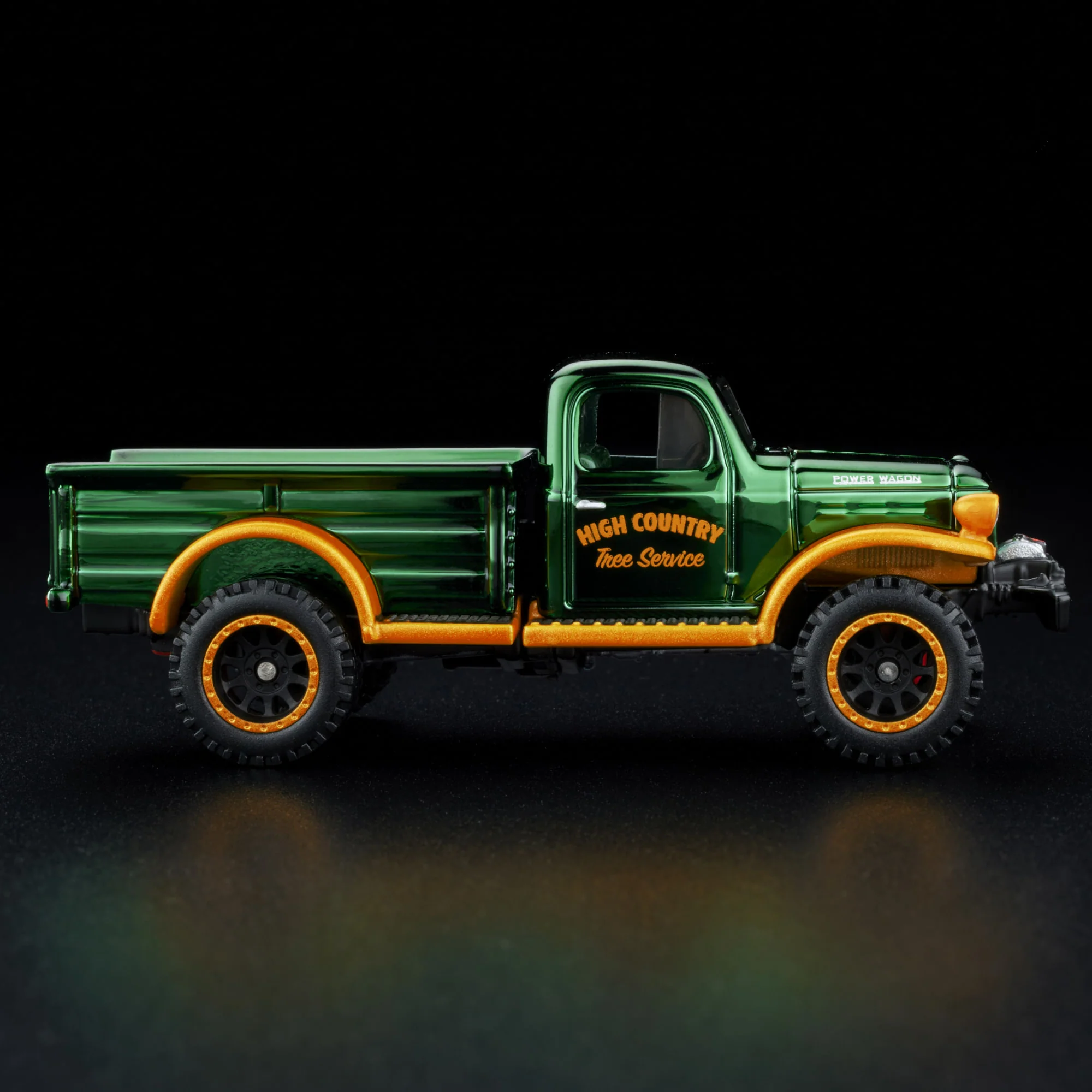 RLC Exclusive Holiday 1952 Dodge Power-Wagon - Image 5