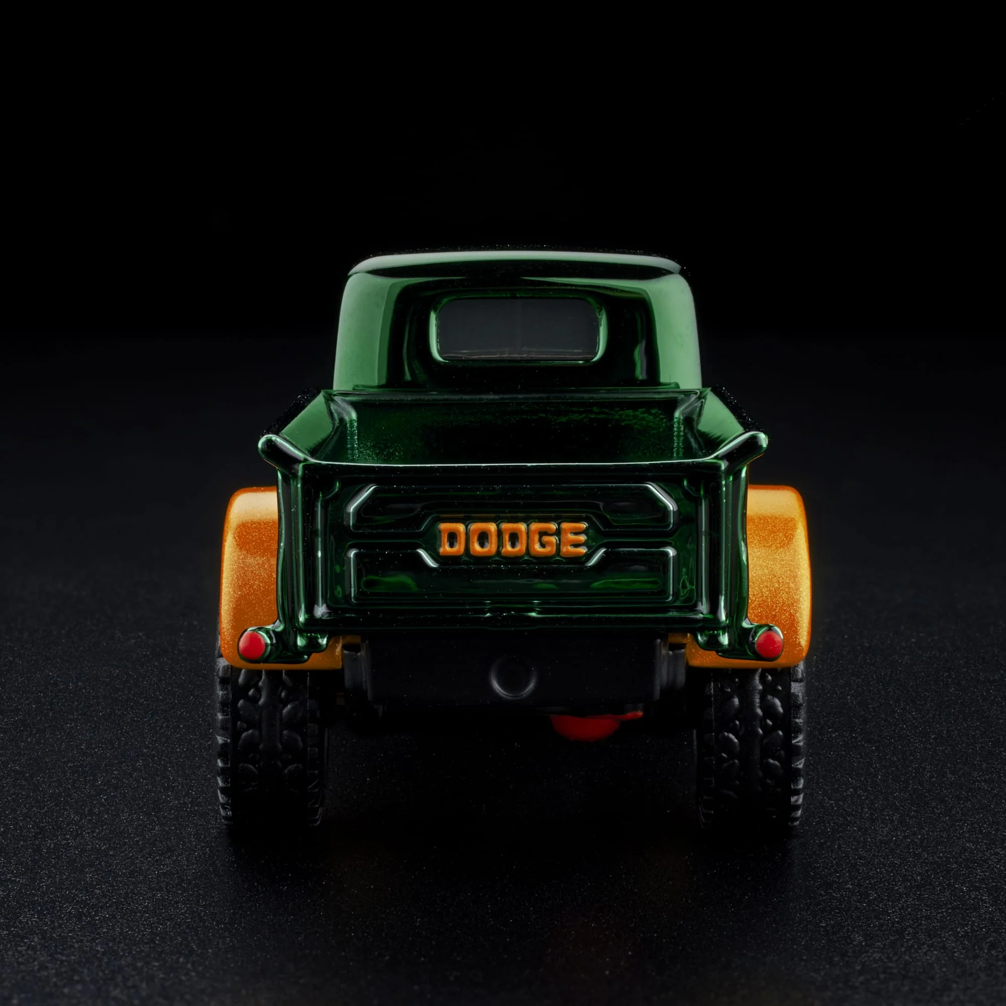 RLC Exclusive Holiday 1952 Dodge Power-Wagon - Image 9