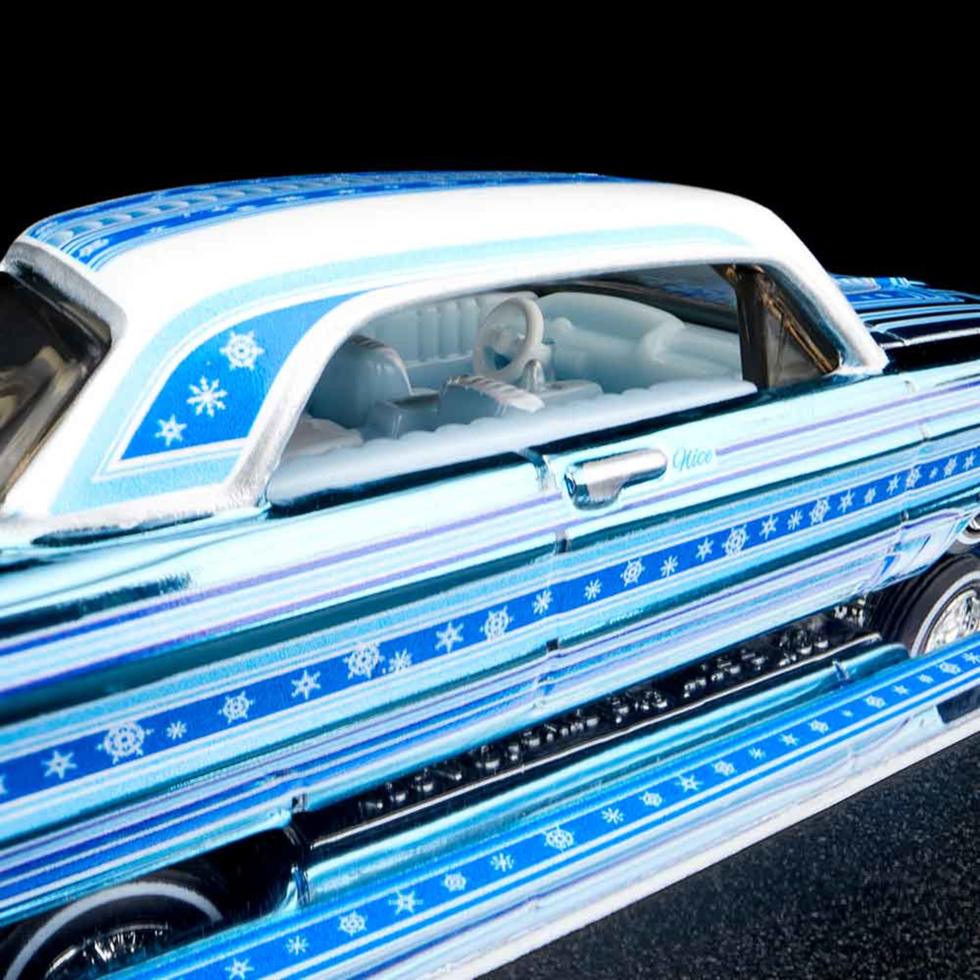 RLC Exclusive Holiday ’64 Impala - Image 12