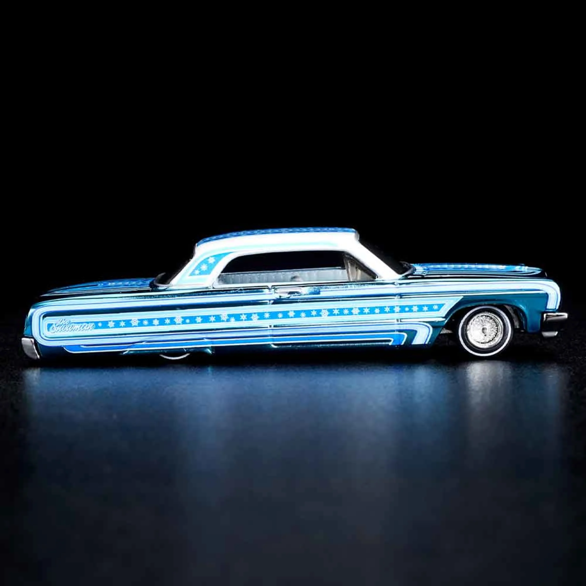 RLC Exclusive Holiday ’64 Impala - Image 6