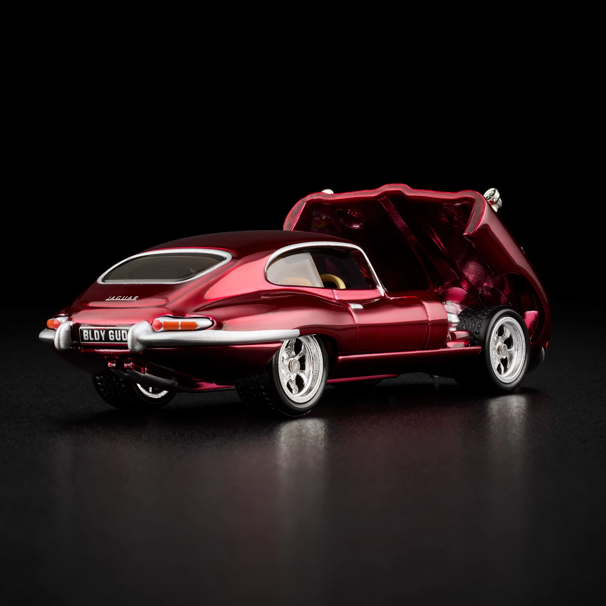 RLC Exclusive 1964 Jaguar E-Type - Image 4