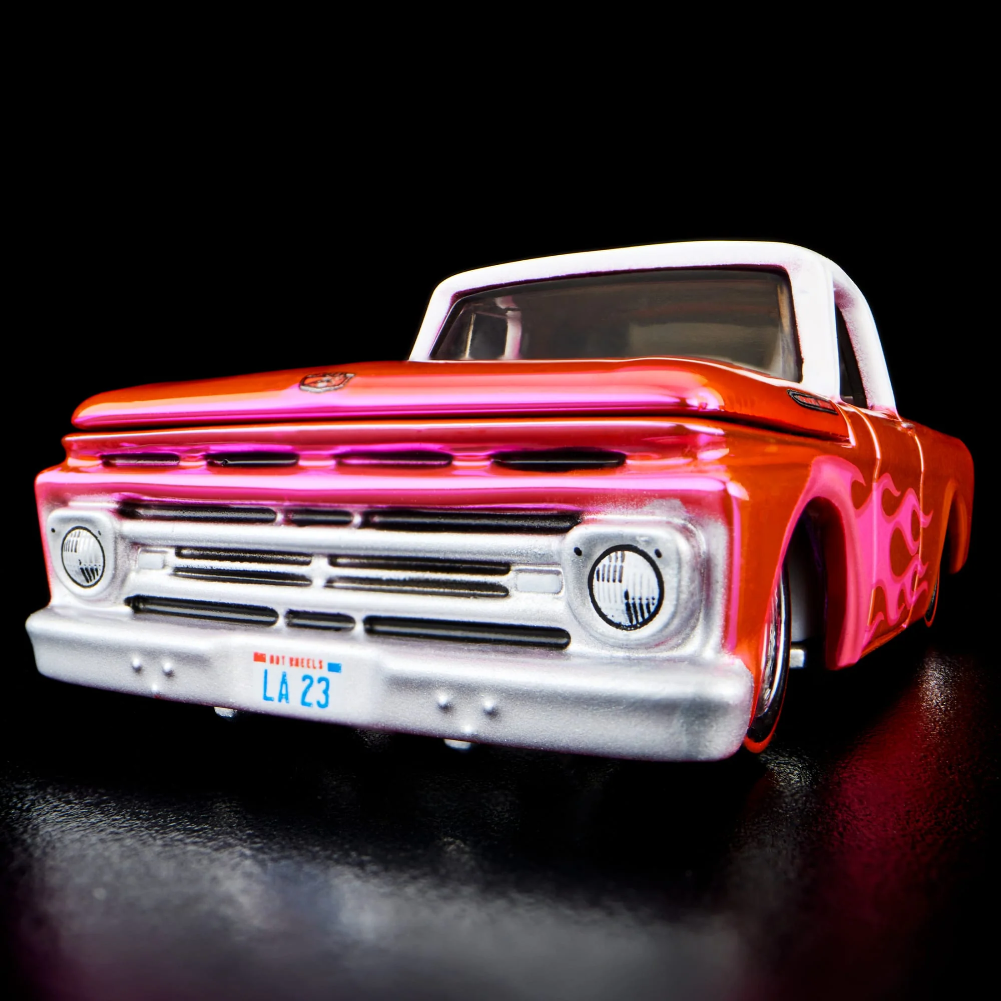 RLC Exclusive Pink Edition 1962 Ford F100 - Image 19