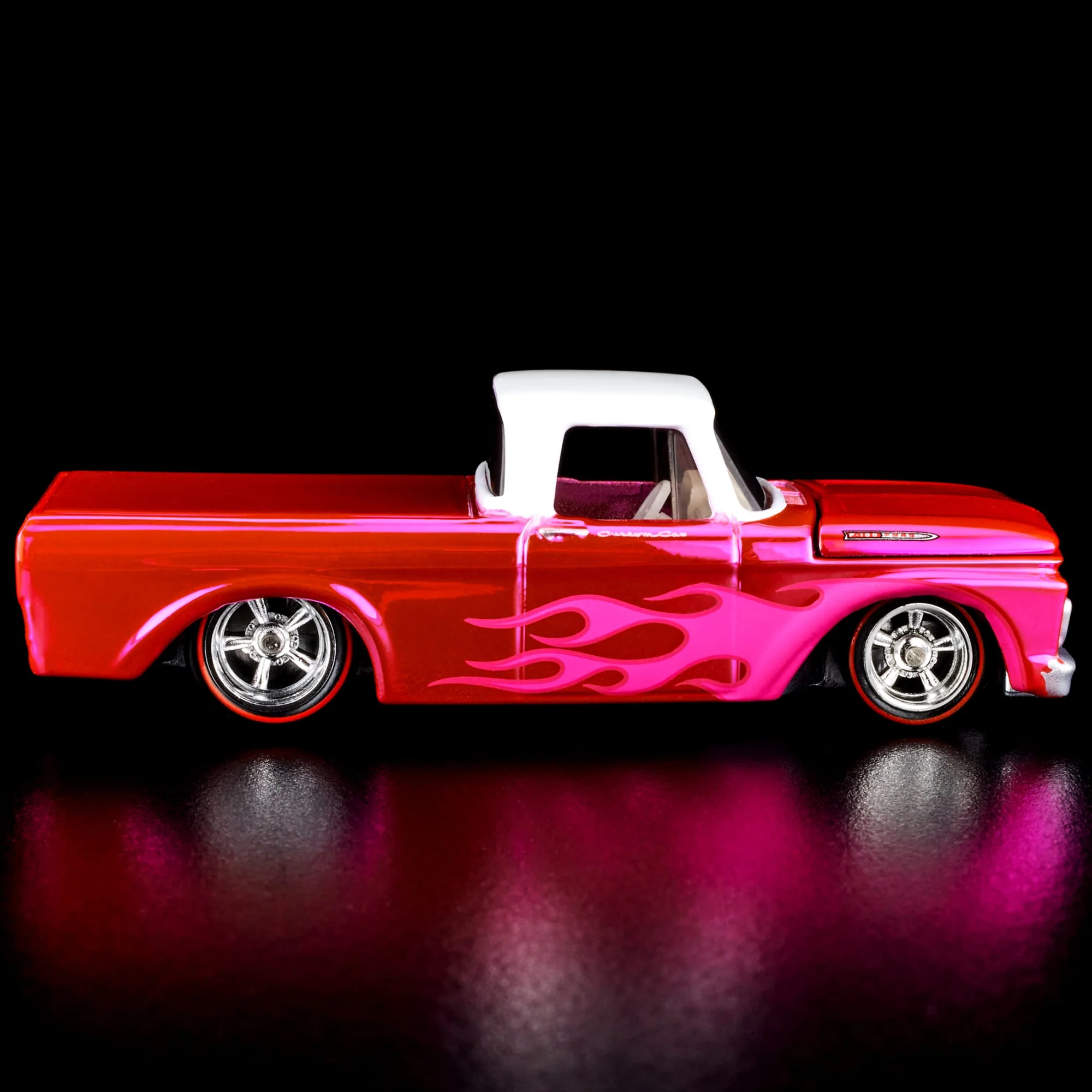 RLC Exclusive Pink Edition 1962 Ford F100 - Image 7