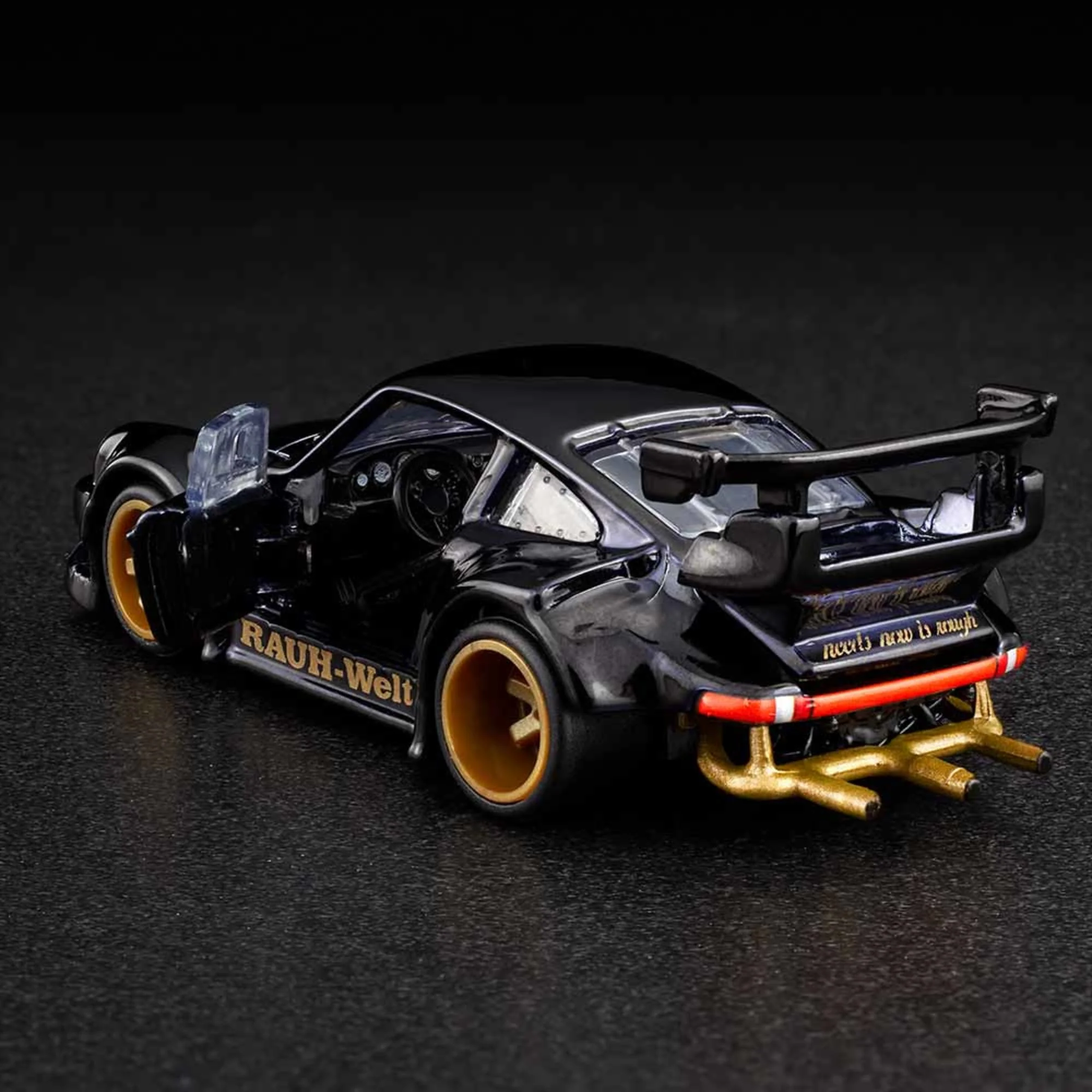 RLC Exclusive RWB Porsche 930 w/ Akira Nakai Figurine - Image 8