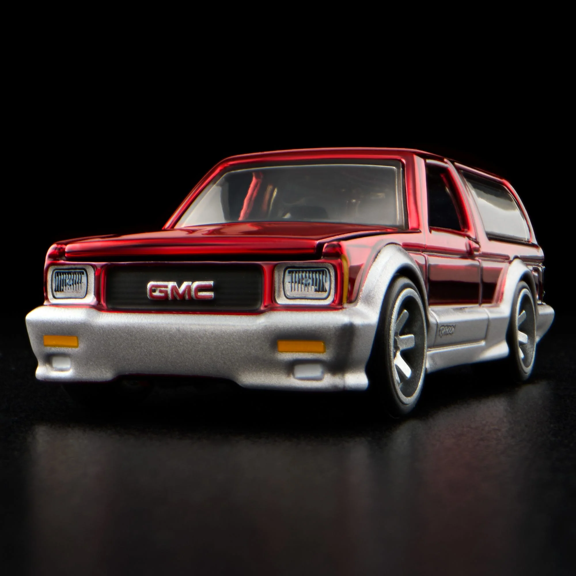 RLC 1992 GMC Typhoon - Image 12