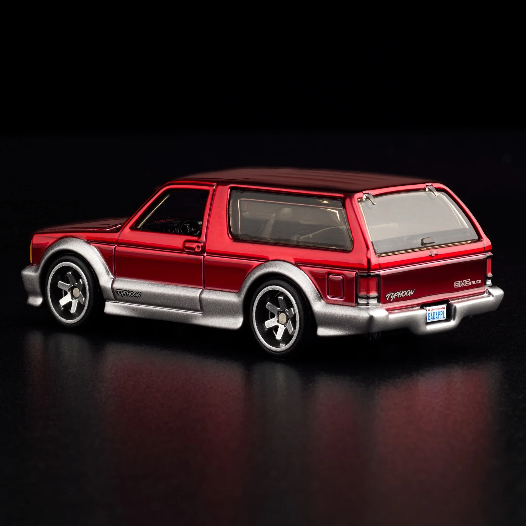 RLC 1992 GMC Typhoon - Image 3